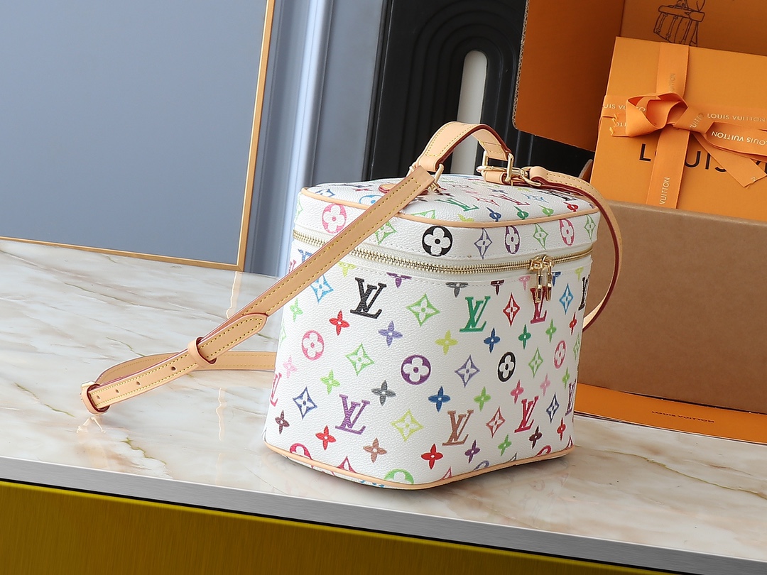 Louis Vuitton Murakami Takashi Nice Mini Nano Monogram Makeup Bag 3 i1741013636 5477 4