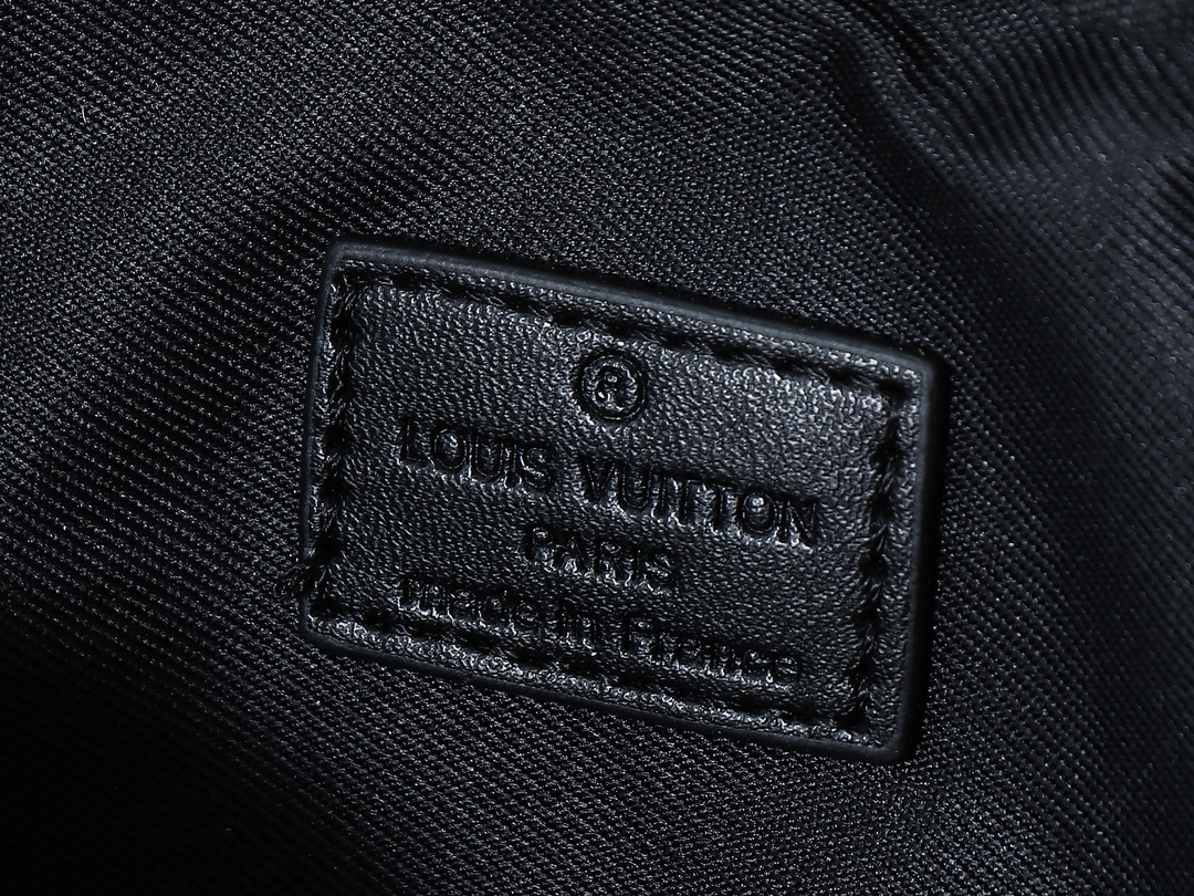 Louis Vuitton Camera bag Black Monogram Empreinte crossbody