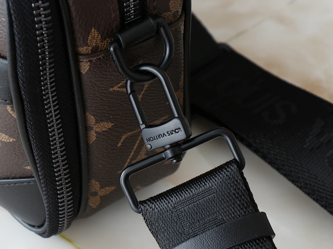 Louis Vuitton Camera Box Monogram crossbody