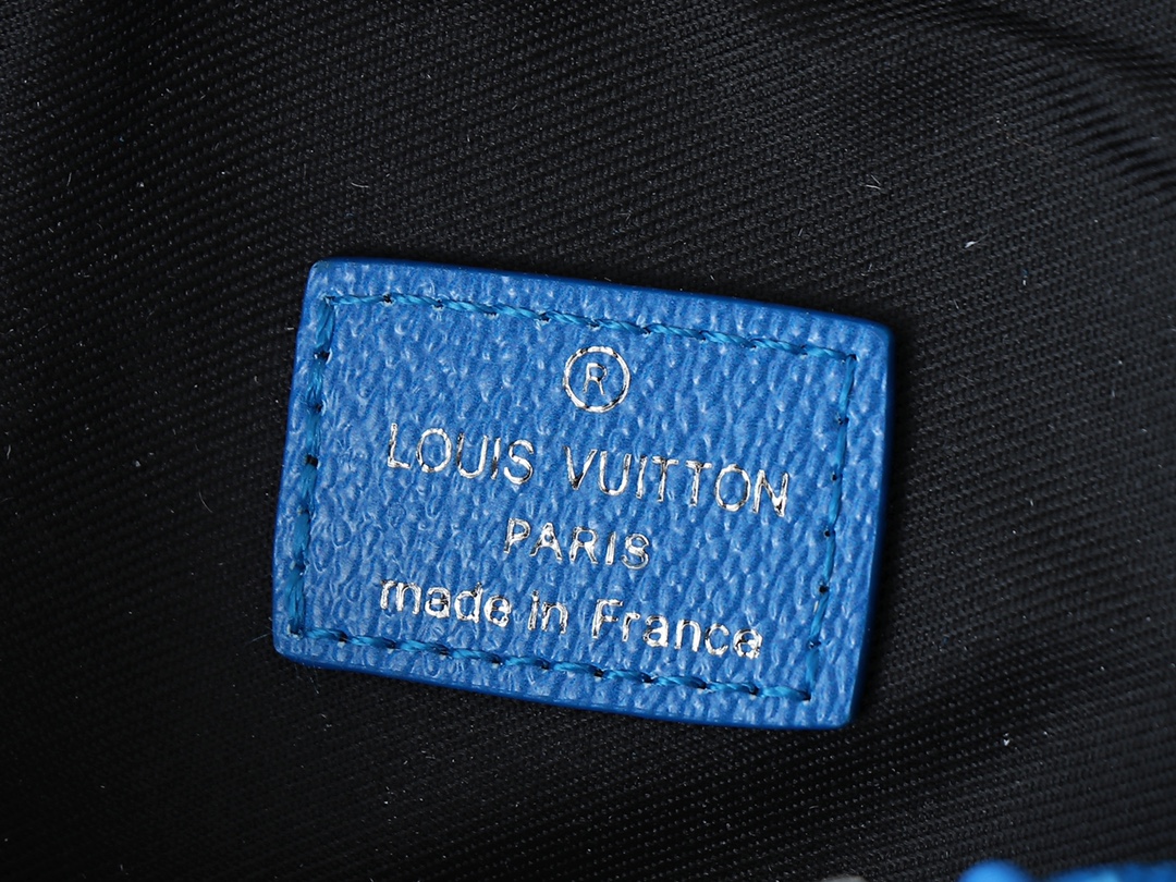 Louis Vuitton Camera bag Blue Monogram crossbody
