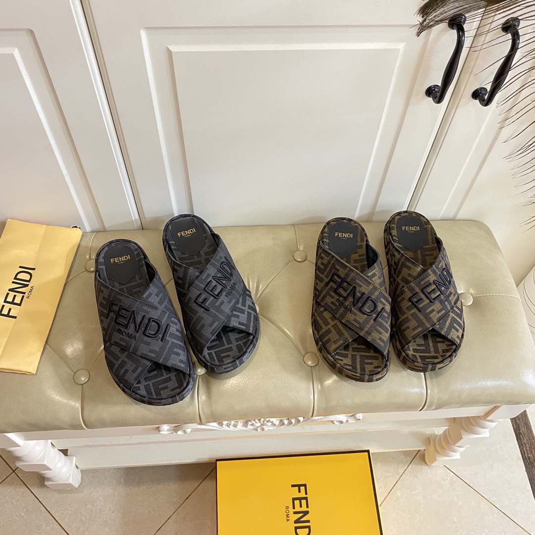 NO:169648,Fendi Fendi couple cross slippers, custom jacquard cloth, sheepskin, size 35-45, slippers, fendi, fendi, slippers, sheepskin19860909芬迪Fendi情侣款交叉拖鞋,定制提花布面,羊皮里,35-45码,拖鞋,fendi,fendi,slippers,sheepskin,Women's Shoes