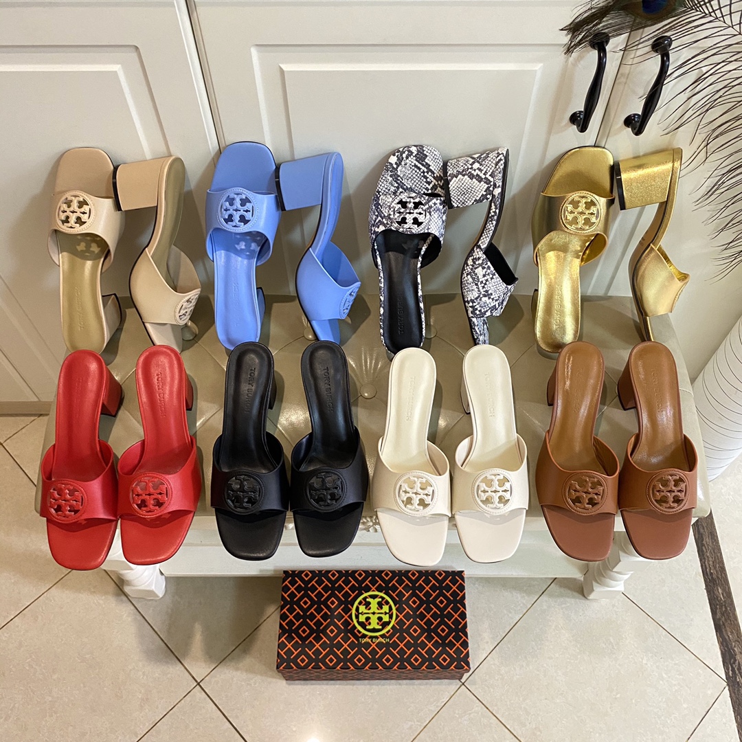 NO:466319,Rubber sole (customized leather outsole), Tory Burch Tory Burch mid-heel slippers, cowhide, sheepskin, heel height 6.5cm, size 35-42 (customized size 43, no return or exchange), high heels slippers, burberry, high heels, slippers, cowhide, sheepskin, Leather soles19860909橡胶底(真皮大底定做),托里伯奇Tory Burch中跟拖鞋,牛皮面,羊皮里,跟高6.5cm,35-42码(43码定做不退换),高跟鞋拖鞋,burberry,high heels,slippers,cowhide,sheepskin,Leather soles,Women's Shoes