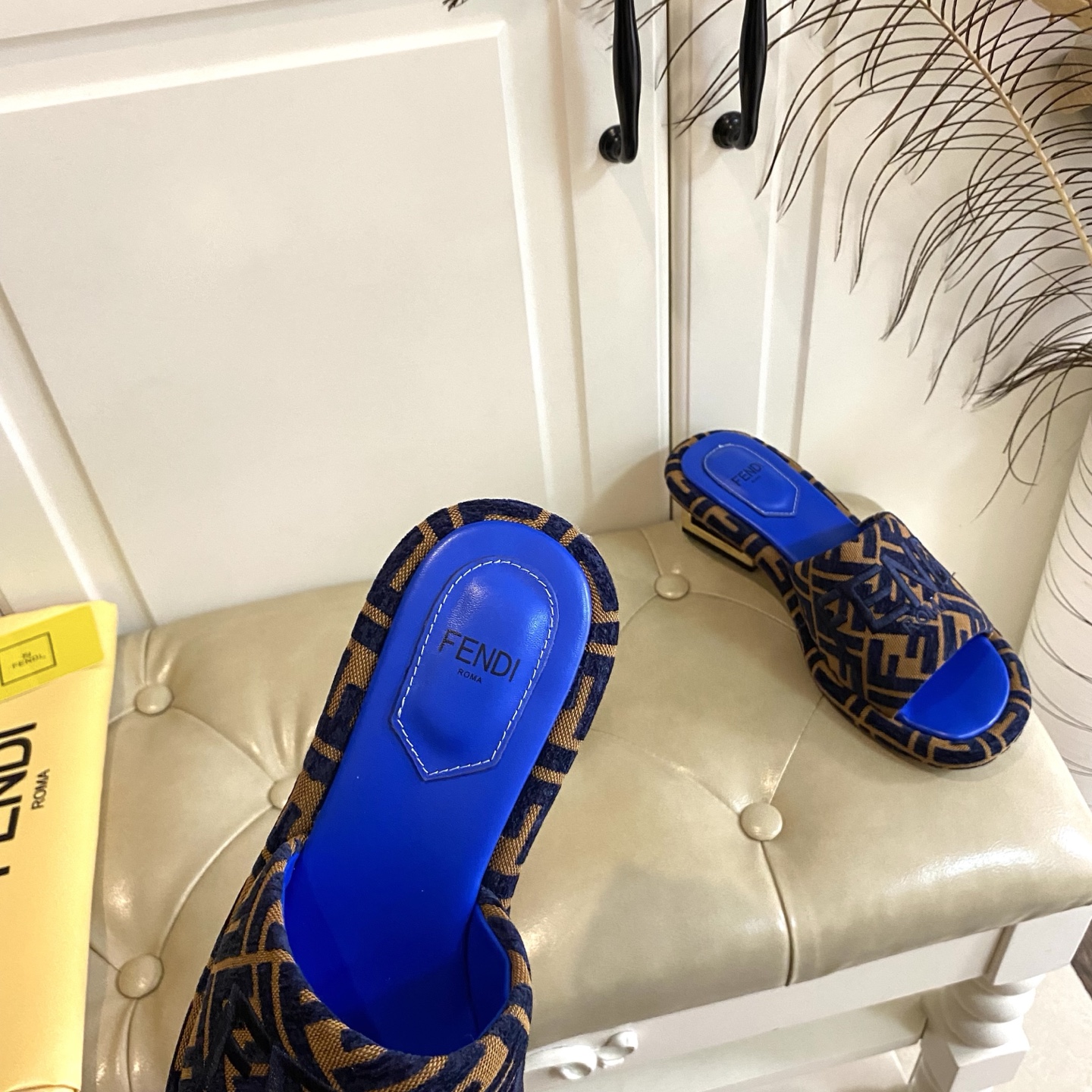 Fendi FF Logo Fabric Heeled Slides with Leather Sole - Stylish and Comfortable 9 i1741693995943 3212 0 8