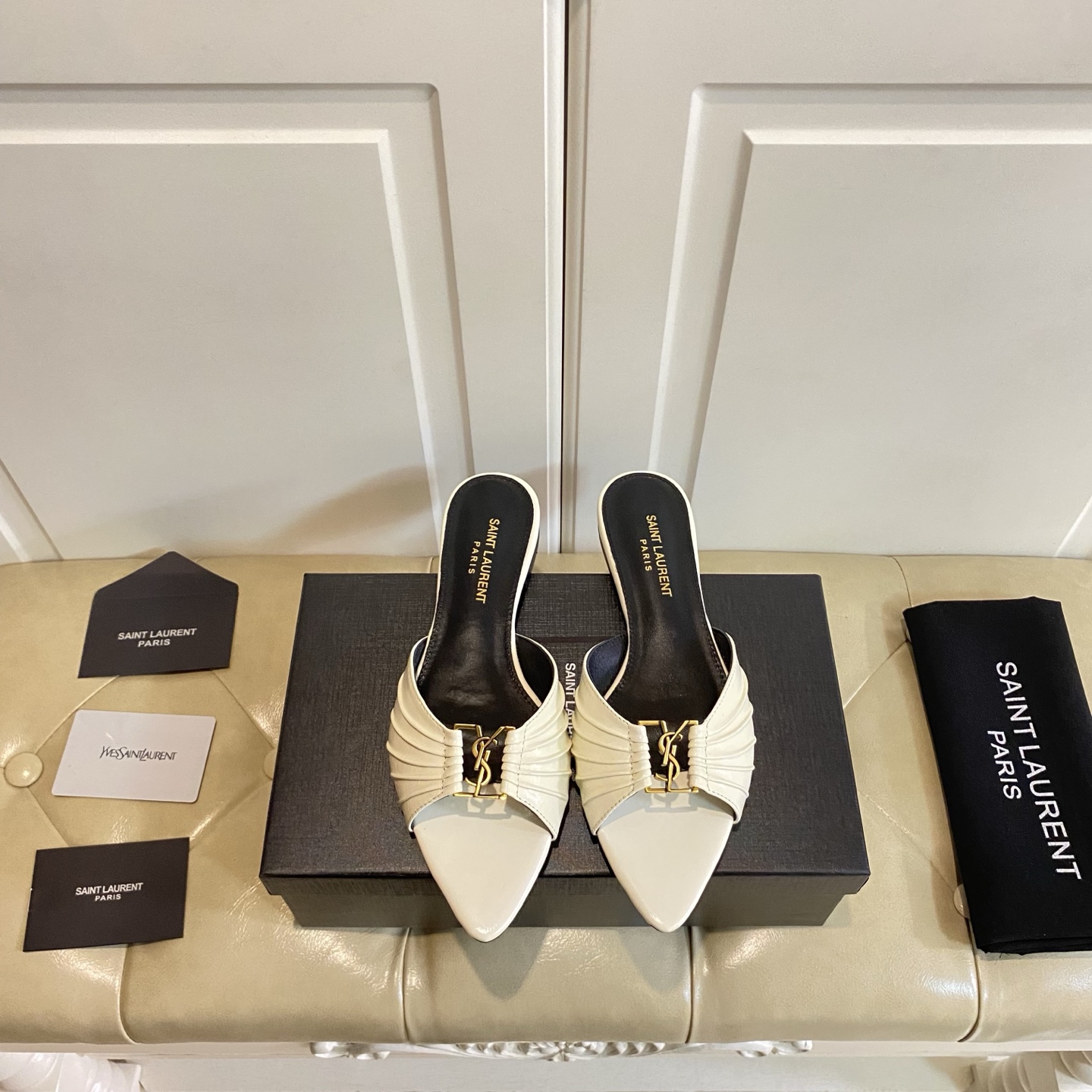 Yves Saint Laurent Pointed Toe Mules in Leather, Multiple Heel Heights 2 i1743524404580 6534 0 1