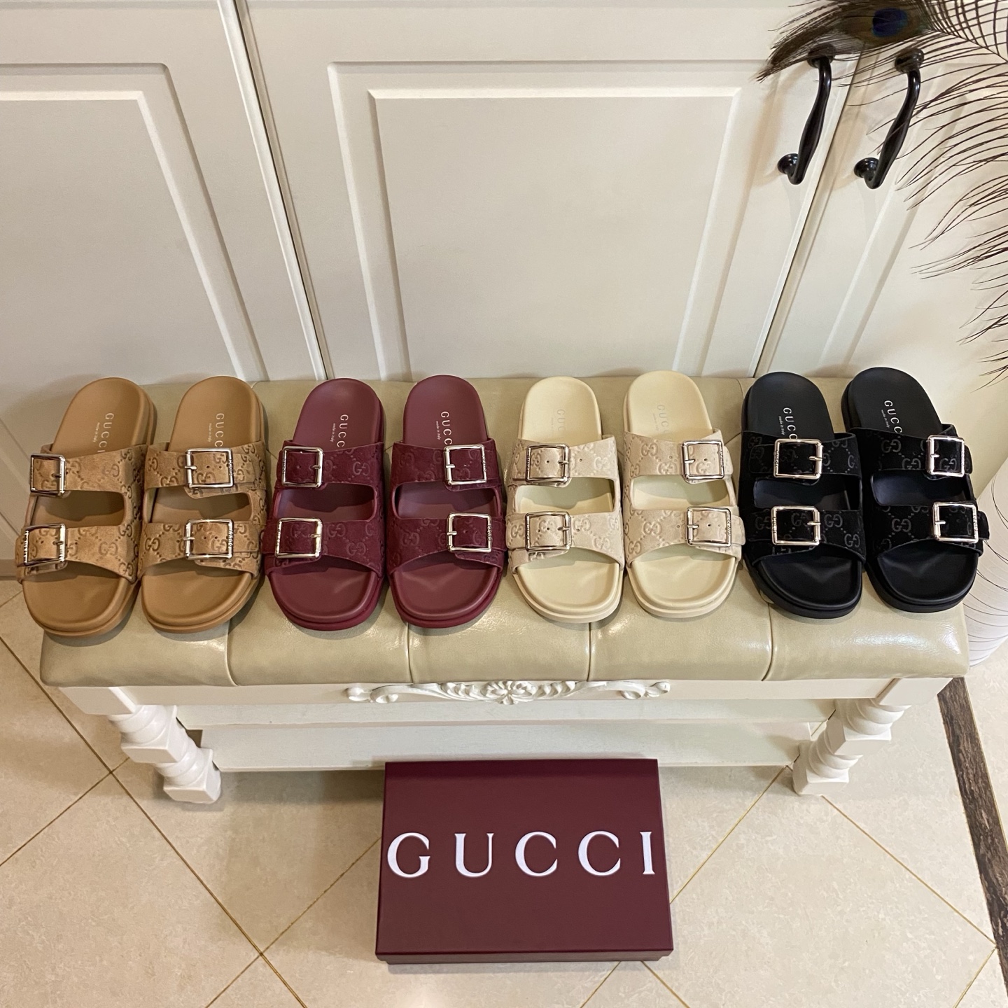 NO:261840,, Gucci new style, embossed leather surface, sheepskin, original private model TPU outsole, size 35-41, slippers, gucci, slippers, sheepskin19860909,古奇Gucci新款拖,压花皮面,羊皮里,原版私模TPU大底,35-41码,拖鞋,gucci,slippers,sheepskin,Women's Shoes