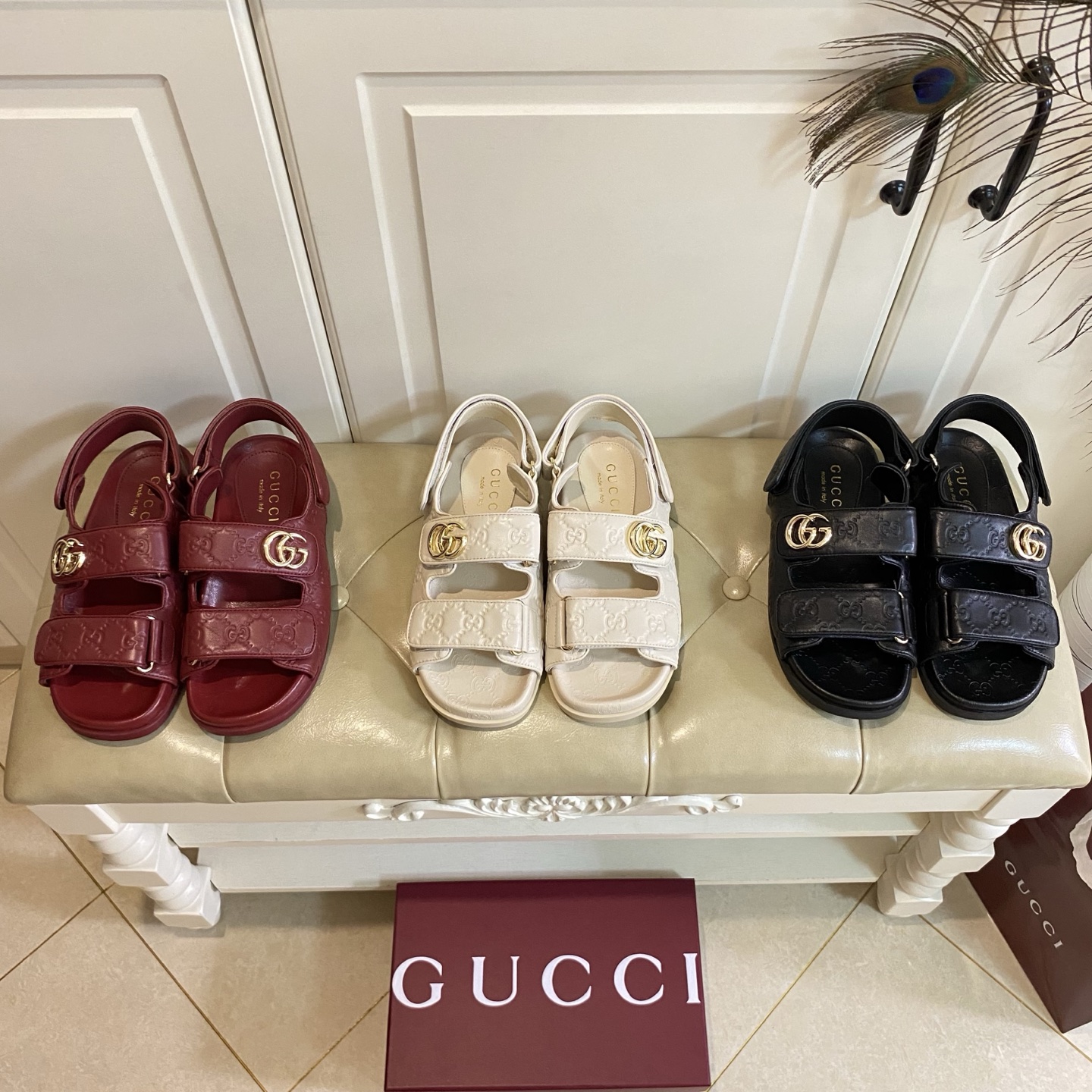 NO:261848,, Gucci new cool high-end series, double buckle Velcro, moderately adjustable elasticity, embossed leather surface, sheepskin lining, original rubber sole, size 35-40, sandals, gucci, sandals, sheepskin19860909,古奇Gucci新款凉高版本系列,双扣魔术贴,松紧适度可调整,压花皮面,羊皮里,原版橡胶底,35-40码,凉鞋,gucci,sandals,sheepskin,Women's Shoes