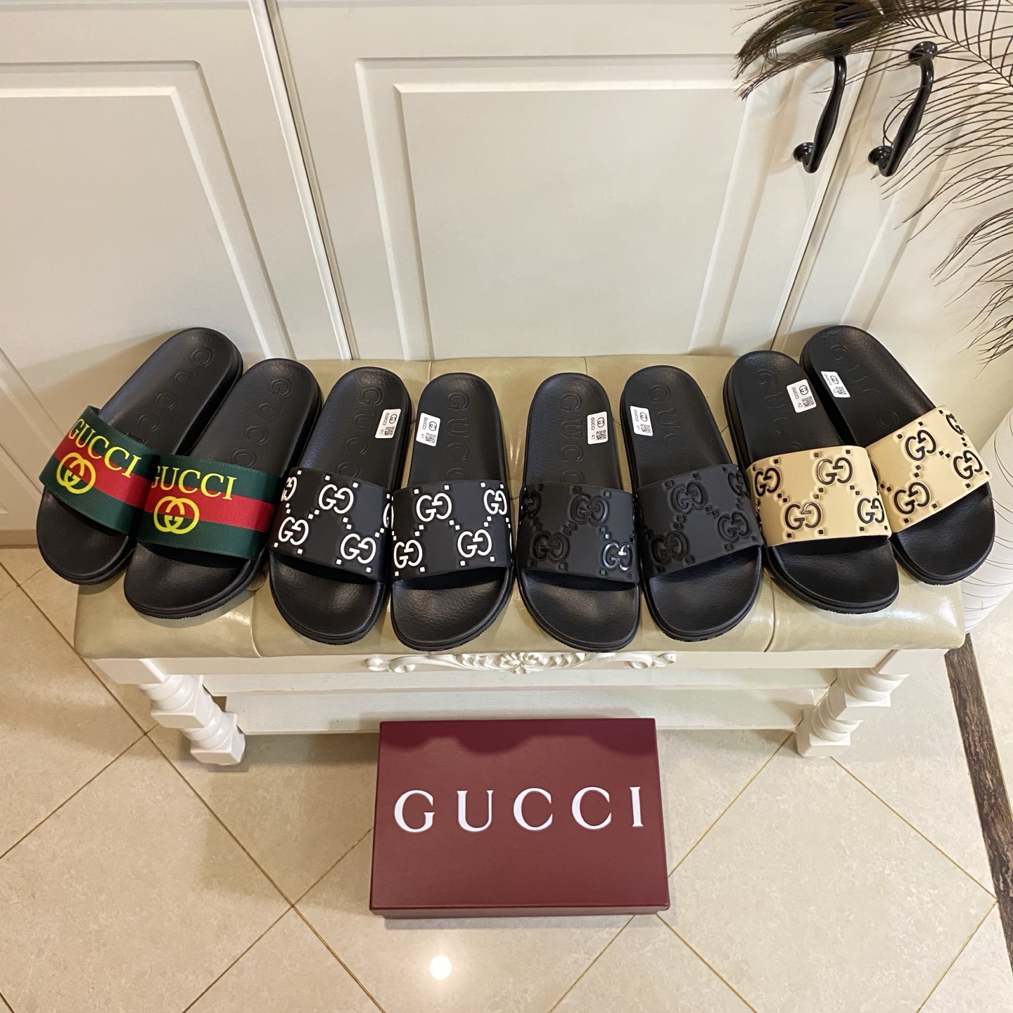 NO:383306,, Gucci couple slippers, film side, rubber sole, size 36-45 (46 size custom made without return or exchange), slippers, gucci, slippers19860909,古奇Gucci情侣款拖鞋,胶片面,橡胶底,36-45码(46码定做不退换),拖鞋,gucci,slippers,Women's Shoes