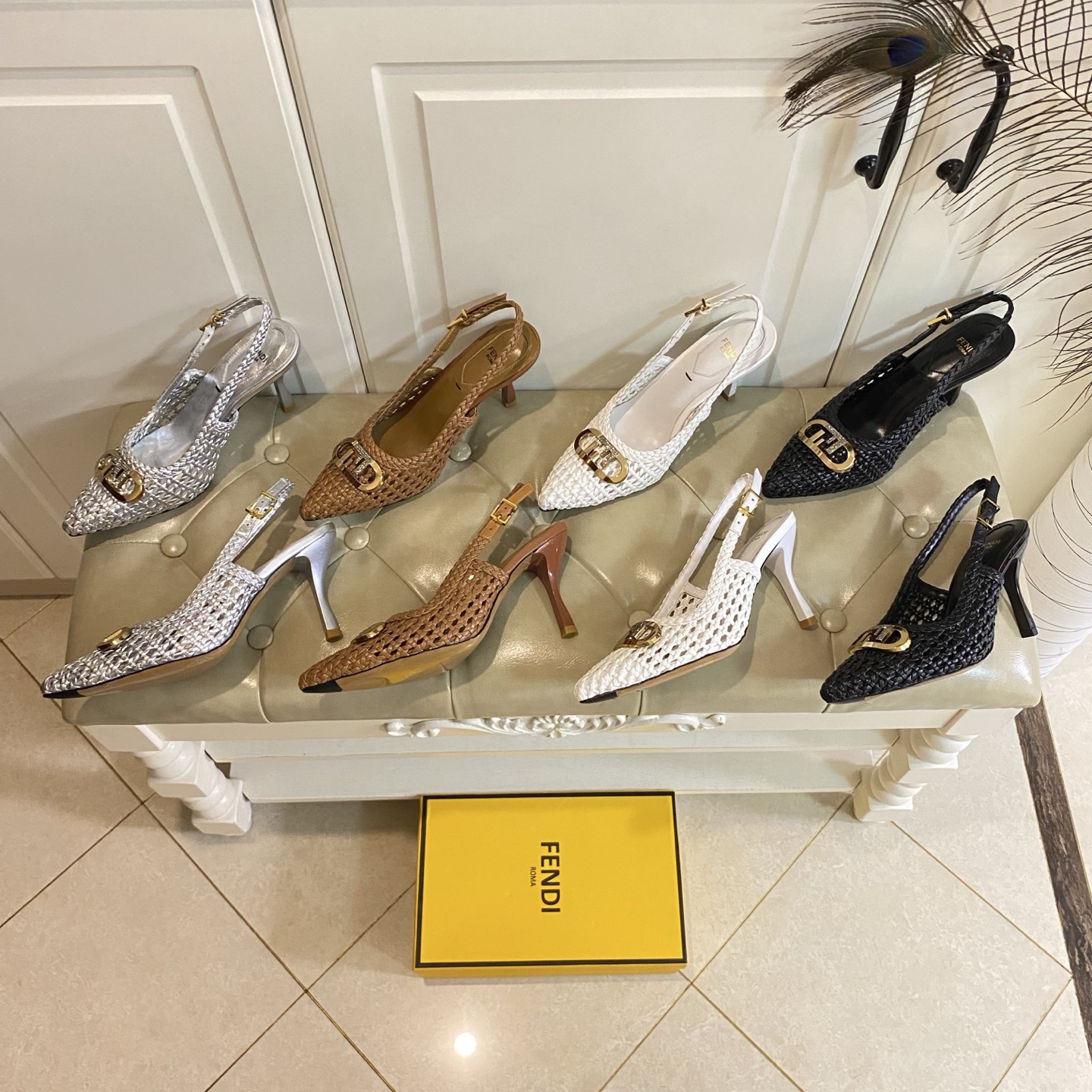 NO:383334,,Fendi Fendi new woven hollow high heel sandals, heel height 8cm, woven leather/sheepskin surface, sheepskin, genuine leather soles, size 35-40 (size 41 custom made without return or exchange), sandals, fendi, fendi, sandals, sheepskin, Leather soles19860909,芬迪Fendi新款编织镂空高跟凉鞋,跟高8cm,编织皮革/羊皮面,羊皮里,真皮大底,35-40码(41码定做不退换),凉鞋,fendi,fendi,sandals,sheepskin,Leather soles,Women's Shoes