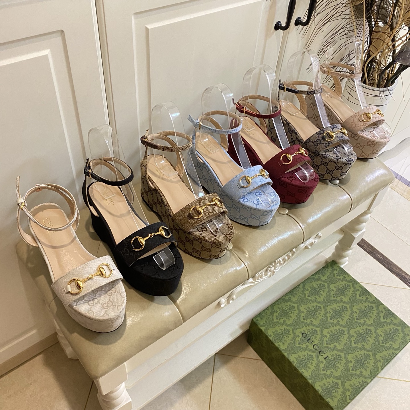 NO:402843,,Gucci new thick-soled sandals, double G jacquard cloth, lambskin, jacquard cloth waterproof table, heel height about 8.5cm, size 36-42, high heels sandals, gucci, sandals, high heels, sheepskin19860909,古奇Gucci 新款厚底凉鞋,双G提花布面,羊皮里,提花布包水台,后跟高约8.5cm,36-42码,高跟鞋凉鞋,gucci,sandals,high heels,sheepskin,Women's Shoes