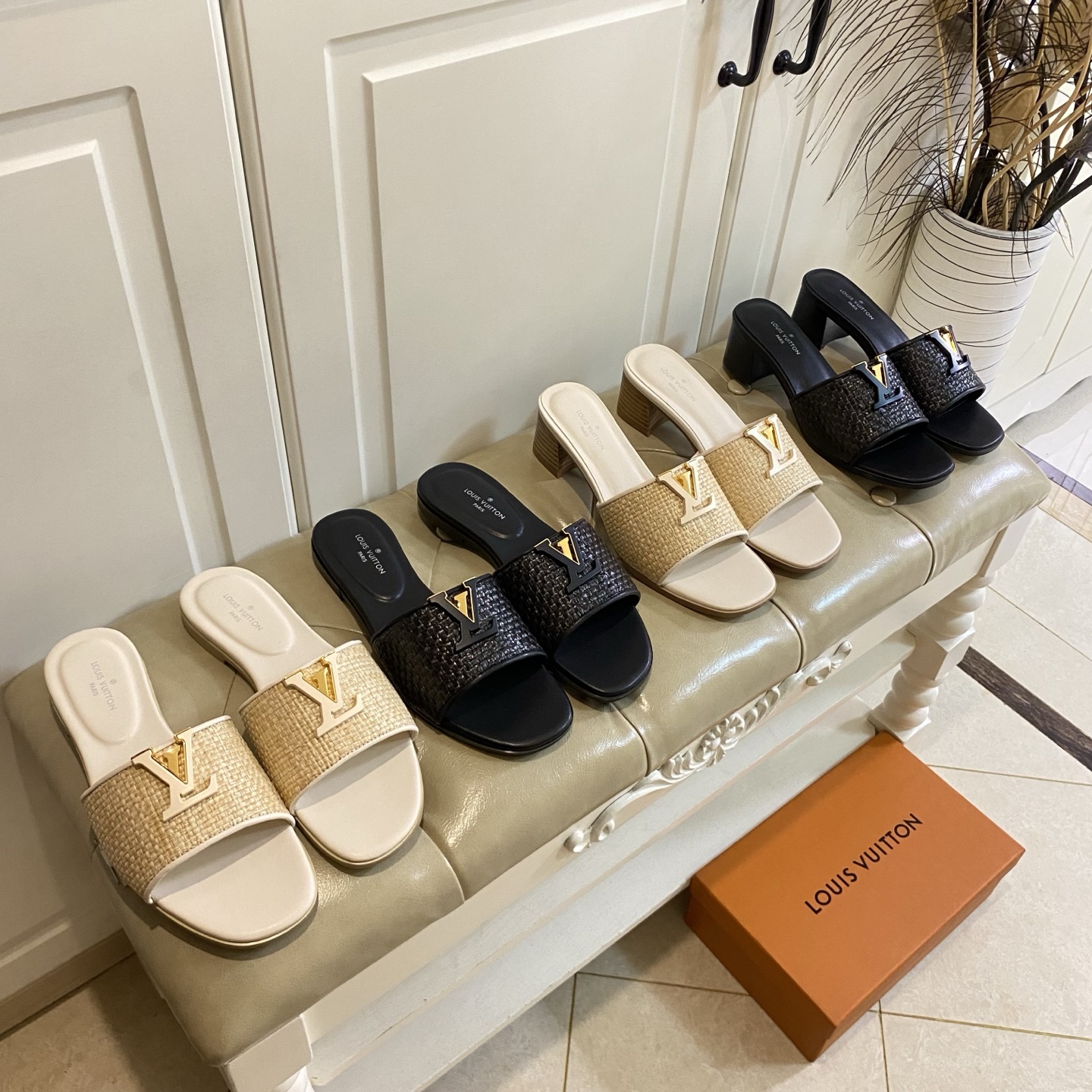 NO:816656,Rubber sole (high heel), genuine leather sole (high heel), Louis Vuitton * LV new model, woven surface, sheepskin lining, sizes 35-41 (42, 43 customized, non-refundable), slippers, louis vuitton, louis vuitton, slippers, sheepskin19860909橡胶底(高跟),真皮底(高跟),路易威*LV新款,编织面,羊皮里,35-41码(42,43定做不退换),拖鞋,louis vuitton,louis vuitton,slippers,sheepskin,Women's Shoes