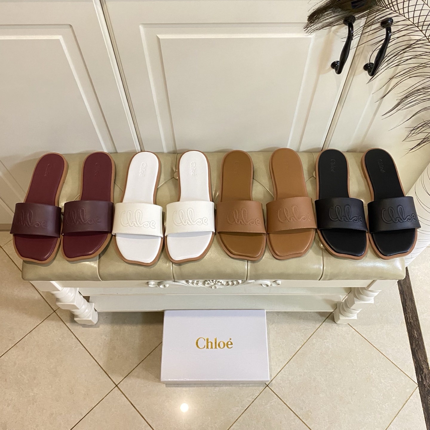 NO:816650,Rubber sole, genuine leather sole, new model of Chloe, cowhide surface, sheepskin lining, sizes 35-41 (customized sizes 42 and 43 are non-refundable), slippers, chloe, loewe, slippers, cowhide, sheepskin19860909橡胶底,真皮底,克洛伊Chloe新款,牛皮面,羊皮里,35-41码(42,43码定做不退换),拖鞋,chloe,loewe,slippers,cowhide,sheepskin,Women's Shoes