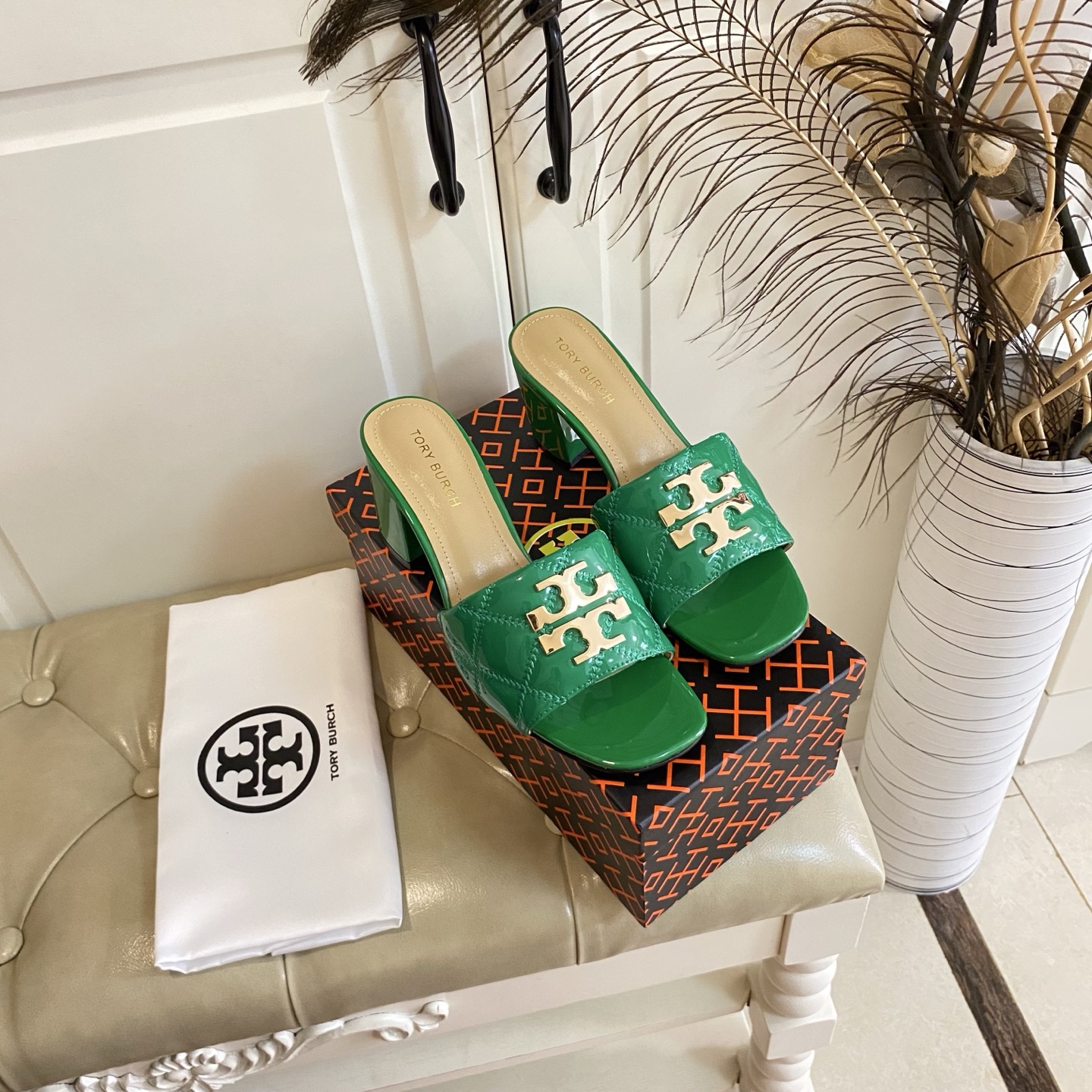 Tory Burch Green Quilted Patent Leather Heeled Sandals Mules Slides 5 i1758297703658 7291 0 4