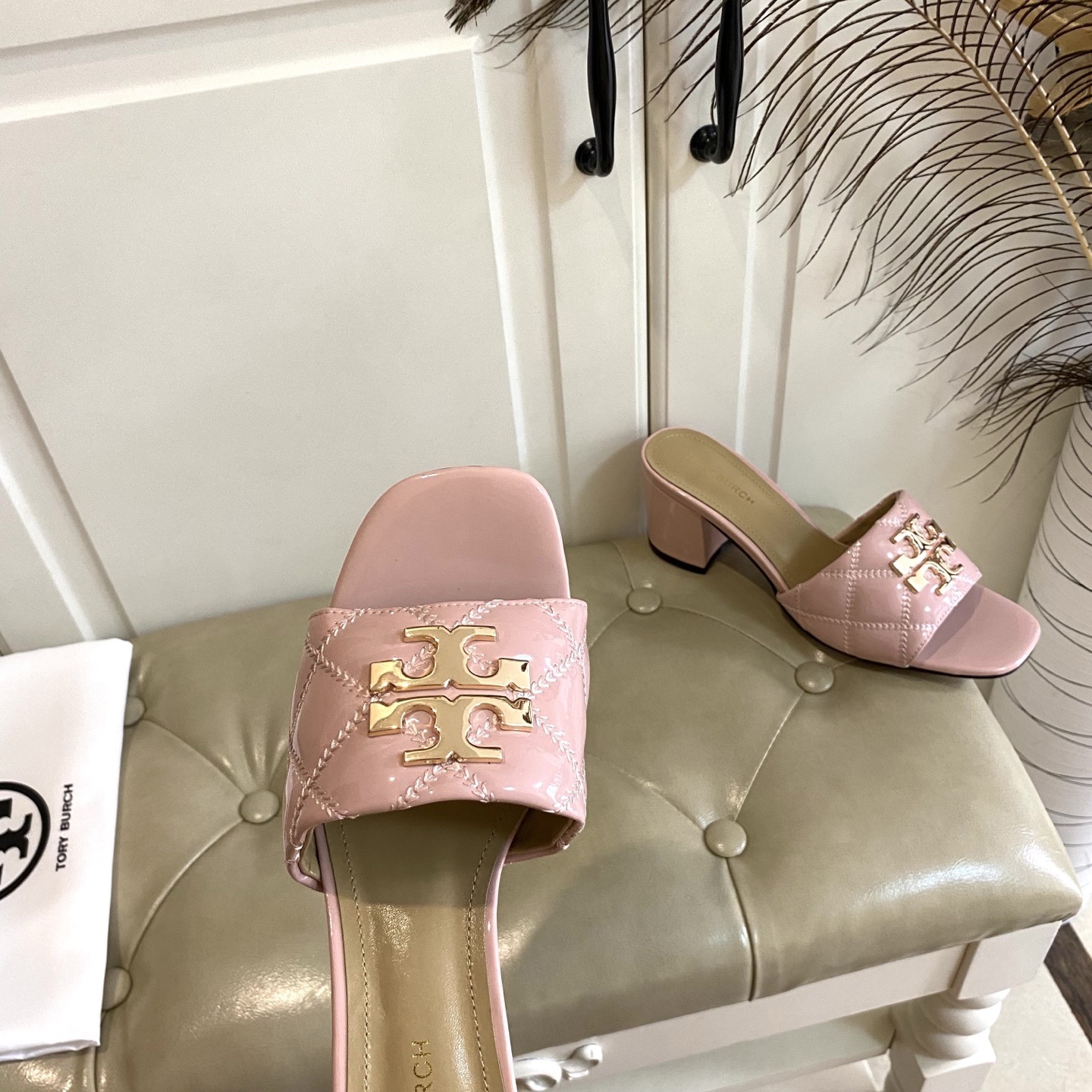 Tory Burch Women's Pink Quilted Leather Block Heel Sandals Slides 7 i1758297881870 7031 0 6