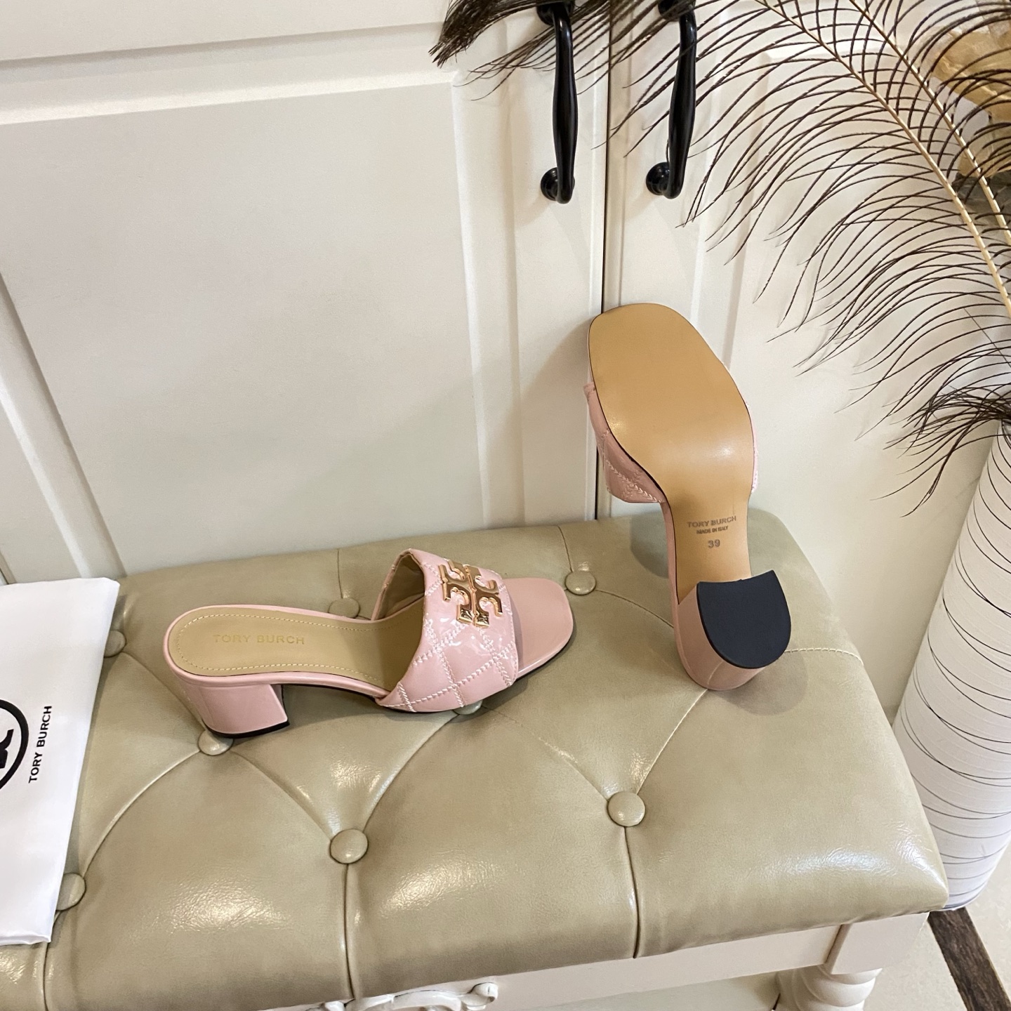 Tory Burch Women's Pink Quilted Leather Block Heel Sandals Slides 8 i1758297881895 3598 0 7