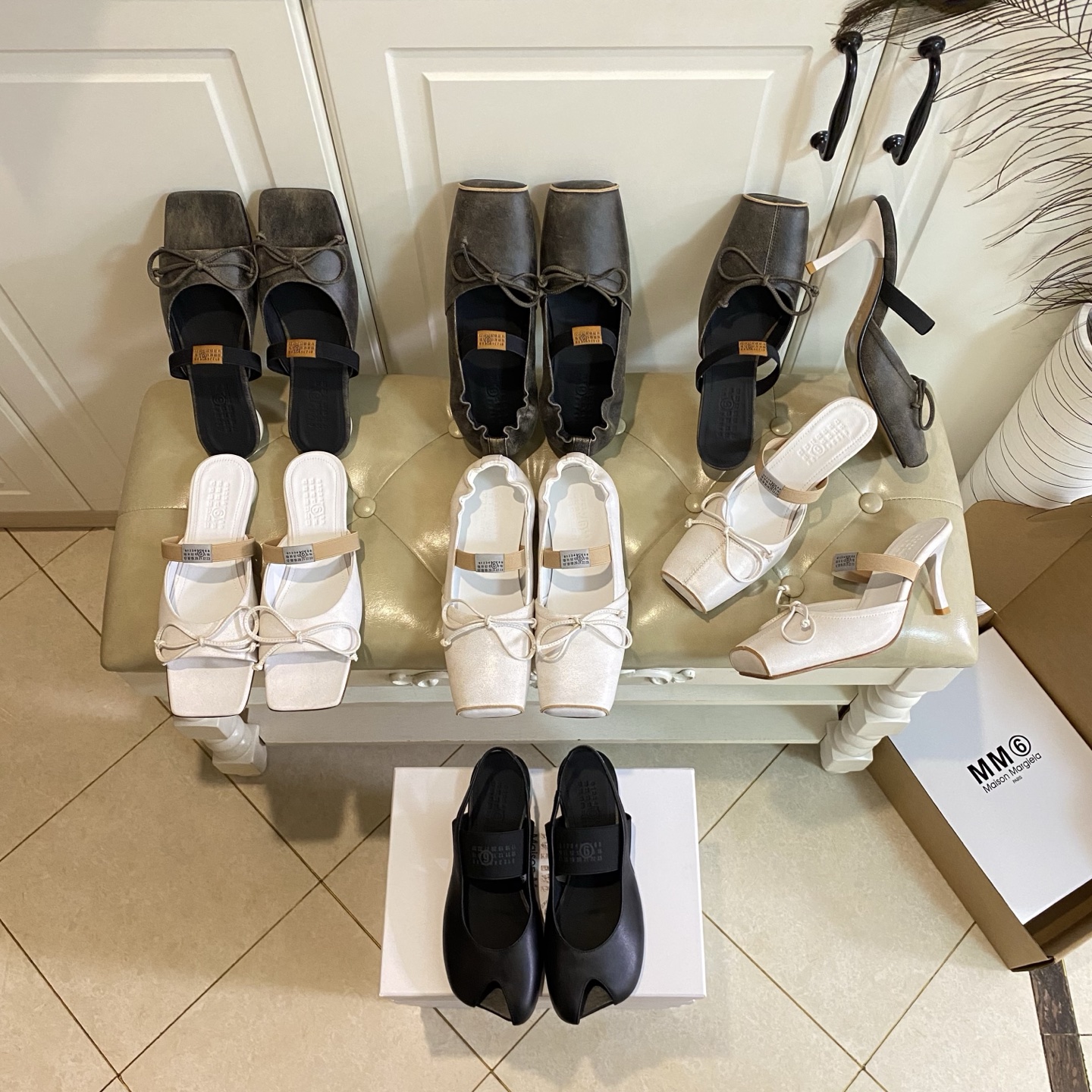 NO:681255,, Maison Margiela MM6 Maison Margiela new sandals, sheepskin surface, silk sheepskin lining, leather outsole, size 35-40, slippers snow boots, masion margiela, masion margiela,sandals,boots,slippers,sheepskin,Leather soles19860909,马吉拉MM6 Maison Margiela新款凉鞋,羊皮面,丝绸羊皮里,真皮大底,35-40码,拖鞋雪地靴,masion margiela,masion margiela,sandals,boots,slippers,sheepskin,Leather soles,Women's Shoes