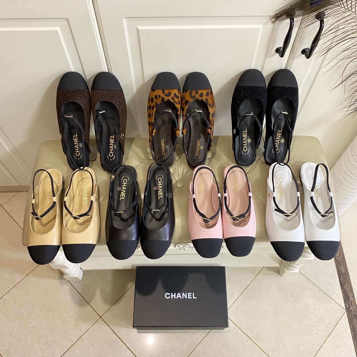 NO:681188,, Chanel Chanel new model, cowhide/sheepskin/cloth cover, sheepskin lining, genuine leather outsole, size 35-39 (size 40-42 is custom-made and non-returnable), single shoes, chanel, chanel, cowhide, sheepskin, Leather soles19860909,香奈儿Chanel 新款,牛皮/羊皮/布面,羊皮里,真皮大底,35-39码(40-42码定做不退换),单鞋,chanel,chanel,cowhide,sheepskin,Leather soles,Women's Shoes