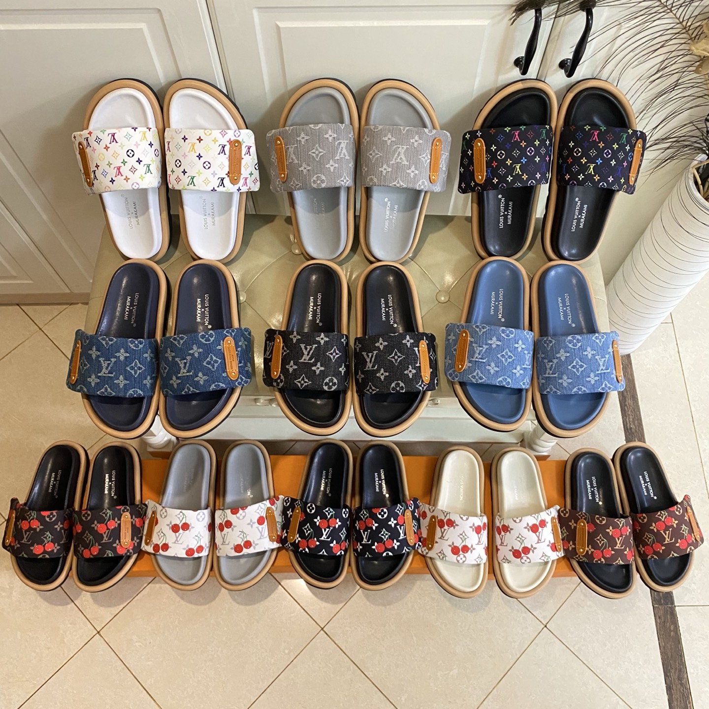 NO:706198,, Louis Vuit*LV new style, jacquard down fabric/denim fabric, sheepskin lining, sizes 35-41 (42, 43 sizes are custom-made and non-returnable), slippers, louis vuitton, louis vuitton, slippers, down jacket, sheepskin19860909,路易威*LV新款,提花羽绒布/牛仔布面,羊皮里,35-41码(42,43码定做不退换),拖鞋,louis vuitton,louis vuitton,slippers,down jacket,sheepskin,Women's Shoes