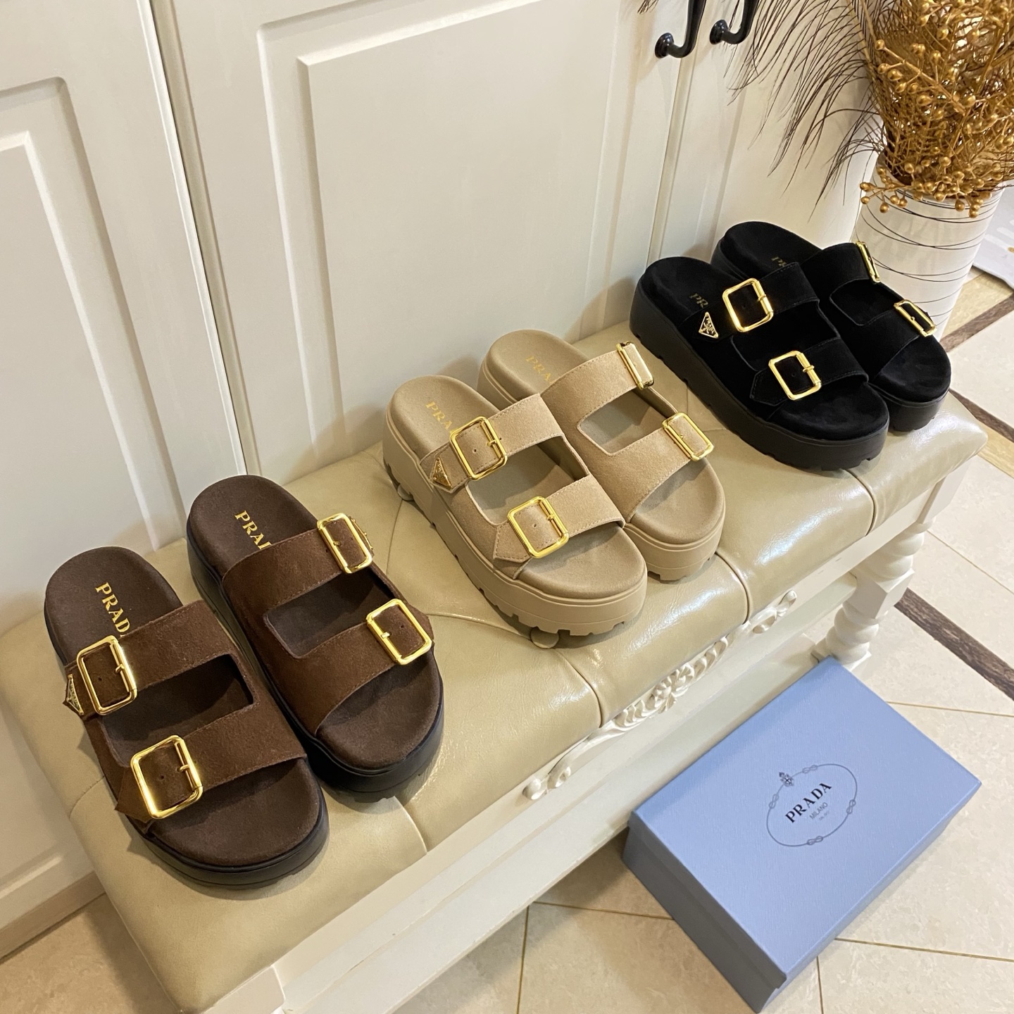 NO:816640,, PRADA thick-soled slippers, anti-suede, sheepskin lining, sizes 35-40 (custom-made sizes 41 are non-refundable), slippers, prada, prada, slippers, sheepskin19860909,普拉达PRADA厚底拖鞋,反绒面,羊皮里,35-40码(41码定做不退换),拖鞋,prada,prada,slippers,sheepskin,Women's Shoes