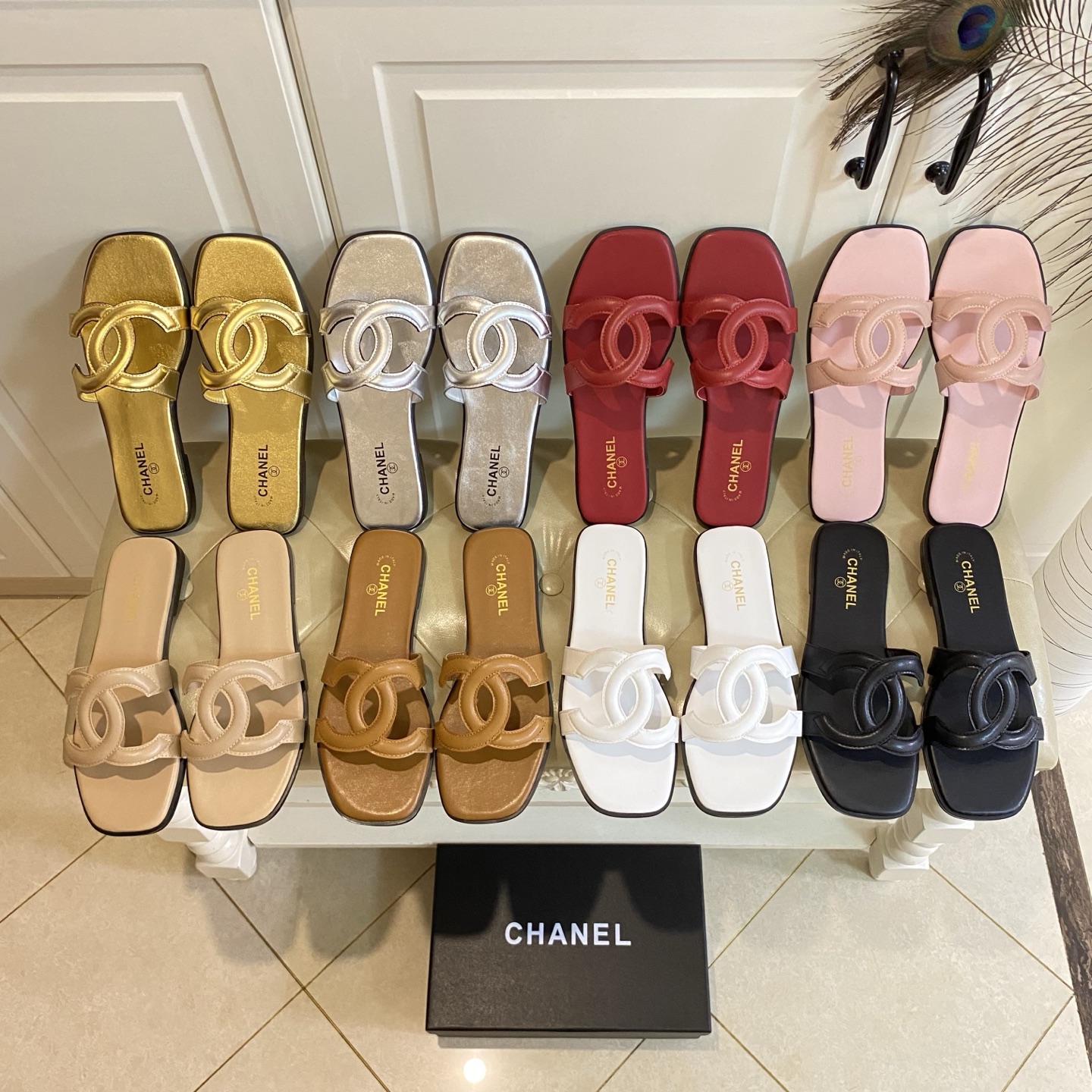 NO:815749,Rubber sole, genuine leather sole, Chanel new model, double C upper, sheepskin lining, size 35-42, slippers, chanel, chanel, slippers, sheepskin19860909橡胶底,真皮底,香奈儿Chanel新款,双C鞋面,羊皮里,35-42码,拖鞋,chanel,chanel,slippers,sheepskin,Women's Shoes