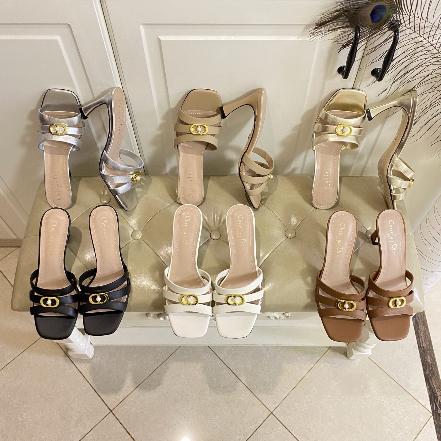 NO:815768,, top version, Dior Dior's new high-heeled slippers, cowhide surface, sheepskin lining, genuine leather outsole, heel height 8cm, 35-40 yards (34, 41, 42, 43 yards are custom-made and non-refundable), high-heeled slippers, dior, dior, high heels, slippers, cowhide, sheepskin, Leather soles19860909,顶级版本,迪奥Dior新款高跟拖鞋,牛皮面,羊皮里,真皮大底,跟高8cm,35-40码(34,41,42,43码定做不退换),高跟鞋拖鞋,dior,dior,high heels,slippers,cowhide,sheepskin,Leather soles,Women's Shoes