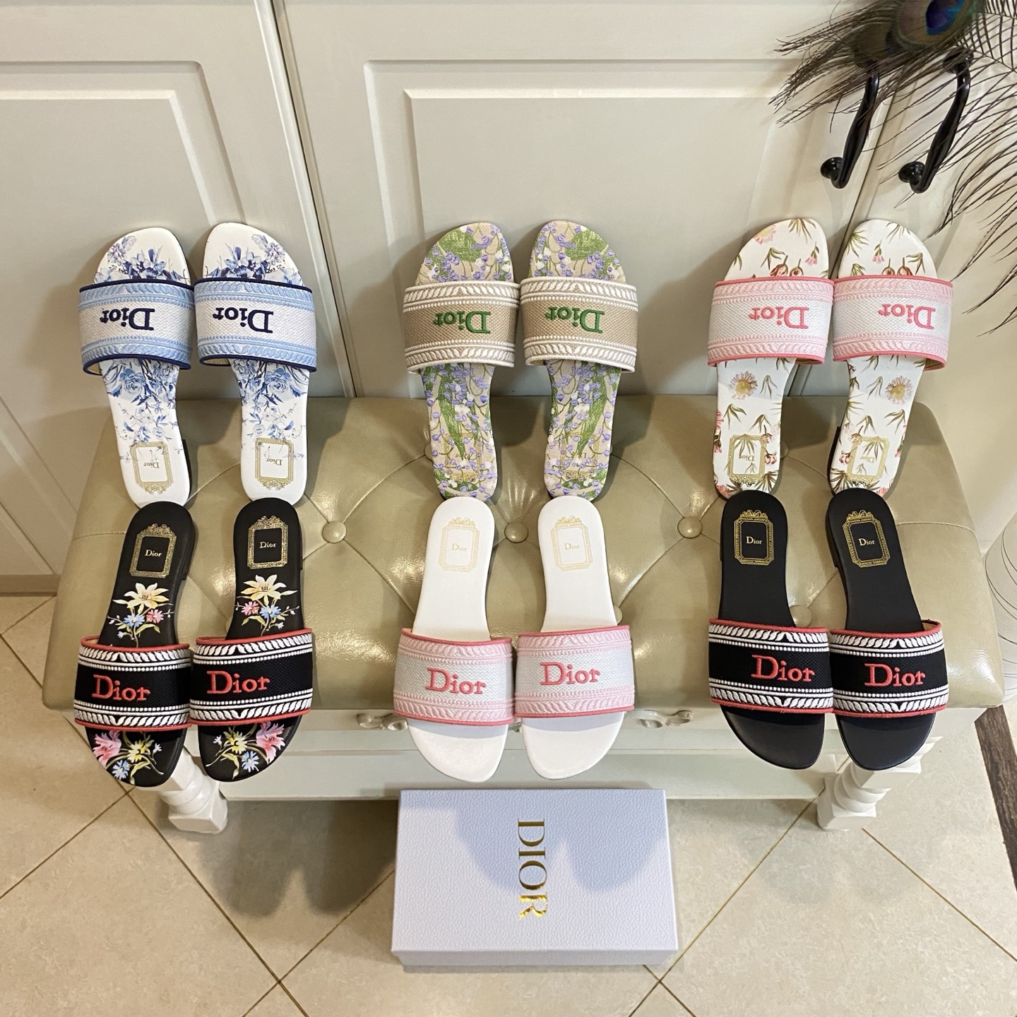 NO:815724,Rubber sole, genuine leather sole, new Dior slippers, customized precision fabric, sheepskin lining, sizes 35-41 (customized sizes 42 and 43 are non-returnable), slippers, dior, dior, slippers, sheepskin19860909橡胶底,真皮底,迪奥Dior新款拖鞋,定制精密布面,羊皮里,35-41码(42,43码定做不退换),拖鞋,dior,dior,slippers,sheepskin,Women's Shoes