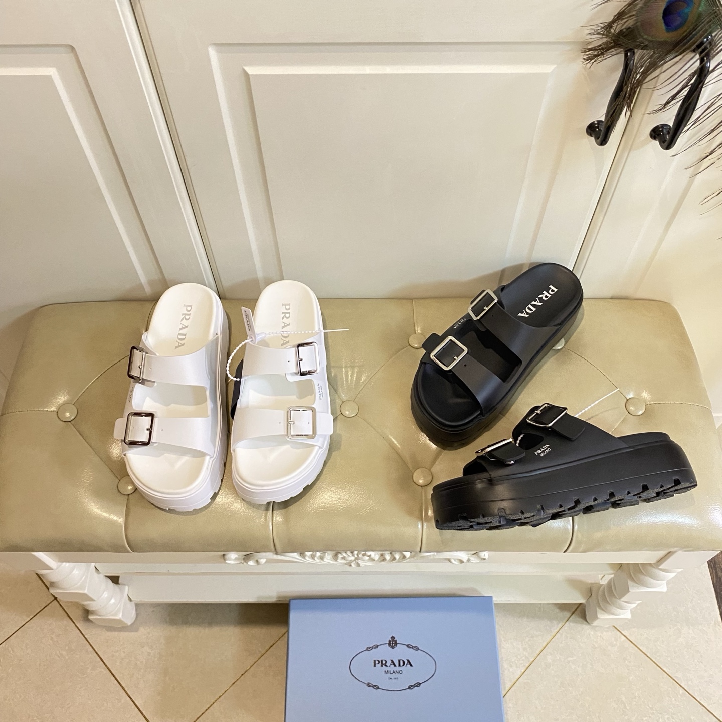 NO:815723,Thin soles, thick soles, new PRADA models, sizes 35-40 (customized sizes 41 are non-returnable), slippers, prada, prada, slippers19860909薄底,厚底,普拉达PRADA新款,35-40码(41码定做不退换),拖鞋,prada,prada,slippers,Women's Shoes