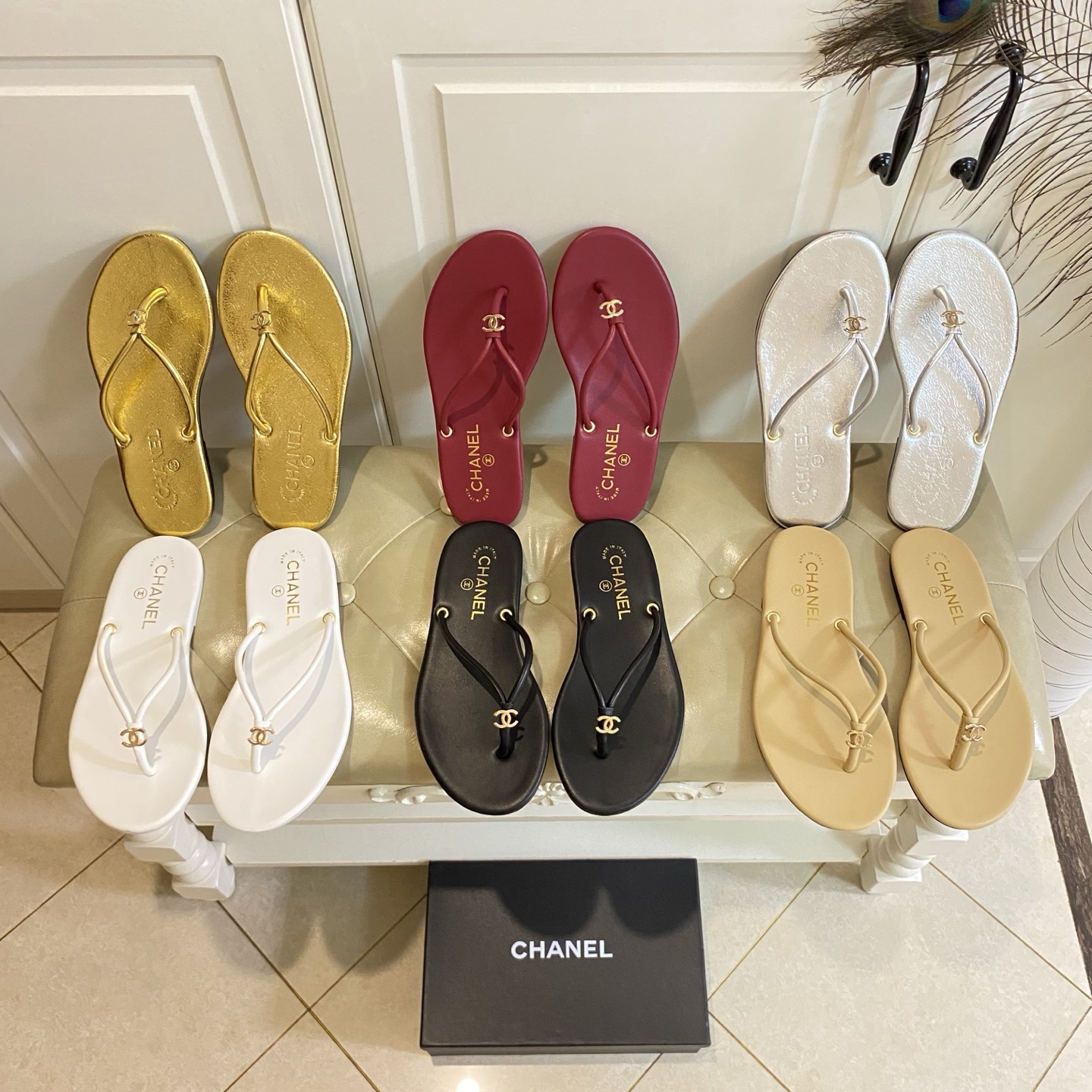 NO:815686,Rubber sole, genuine leather sole, Chanel Chanel new flip-flops, sizes 35-40 (customized sizes 41-43 are non-returnable), split-toe shoes, chanel, chanel, slippers19860909橡胶底,真皮底,香奈儿Chanel新款夹趾拖鞋,35-40码(41-43码定做不退换),分趾鞋,chanel,chanel,slippers,Women's Shoes