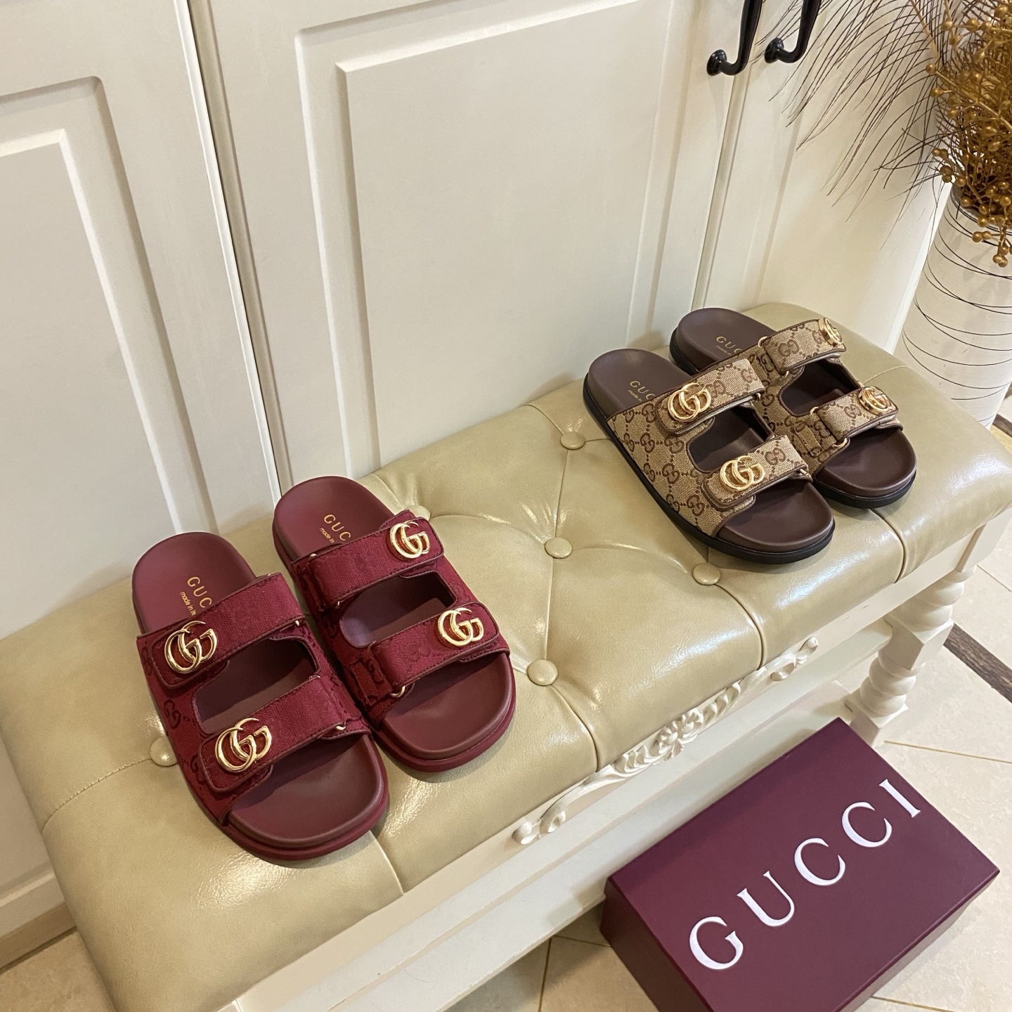 NO:815638,, Gucci new slippers, denim surface, sheepskin lining, sizes 35-43 (customized sizes 41-43 are non-refundable), slippers, gucci, slippers, sheepskin19860909,古奇Gucci新款拖鞋,牛仔布面,羊皮里,35-43码(41-43码定做不退换),拖鞋,gucci,slippers,sheepskin,Women's Shoes