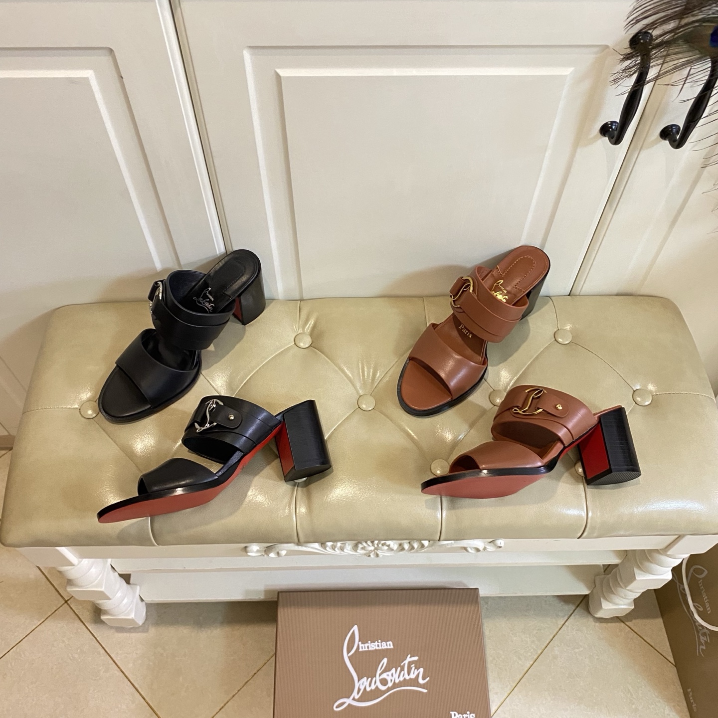 NO:816621,Rubber sole, genuine leather sole, red-soled shoes Christian Louboutin new style, cowhide surface, sheepskin lining, heel height 7cm, sizes 35-42 (custom-made sizes 41 and 42 are non-returnable, buy with caution), high heels and slippers, christian louboutin, high heels, slippers, cowhide, sheepskin19860909橡胶底,真皮底,红底鞋ChristanLouboutin新款,牛皮面,羊皮里,跟高7cm,35-42码(41,42码定做不退换,慎购),高跟鞋拖鞋,christian louboutin,high heels,slippers,cowhide,sheepskin,Women's Shoes