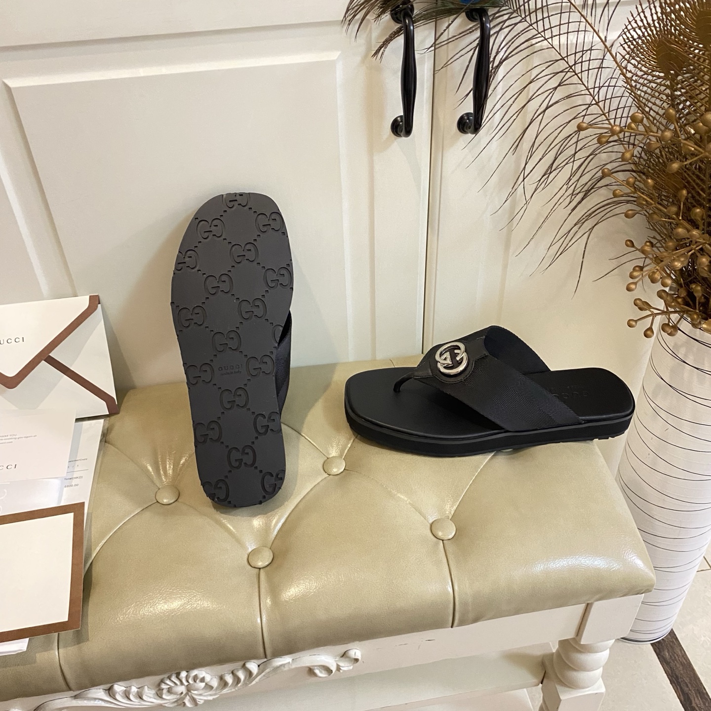 GUCCI Mens Double G Leather Slides