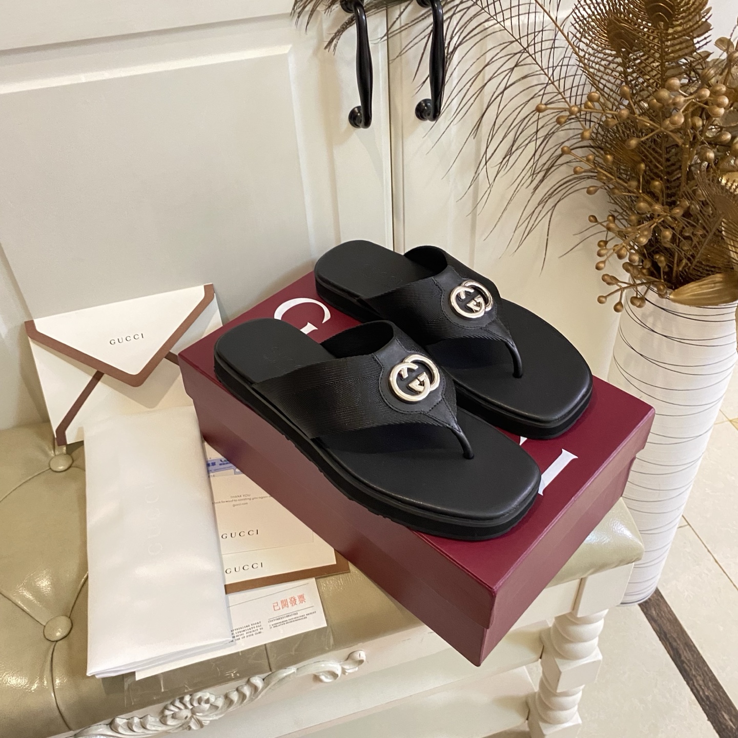 GUCCI Mens Double G Leather Slides