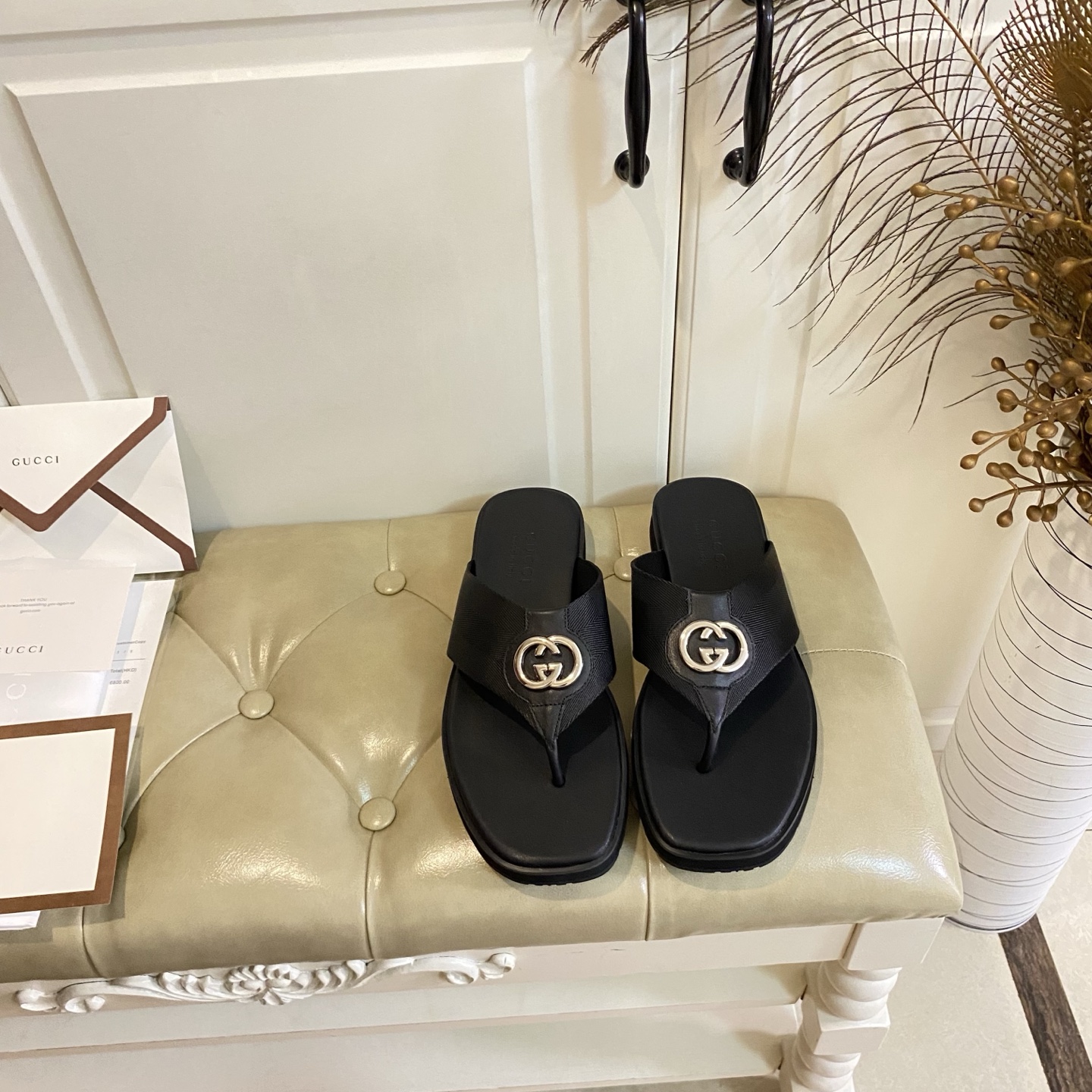 GUCCI Mens Double G Leather Slides
