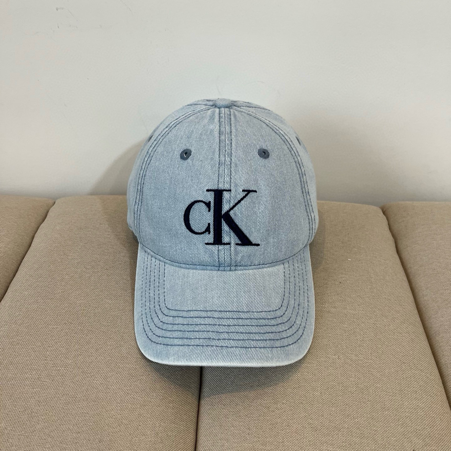 💰84 [CK] NEW EMBROIDERED BASEBALL CAPS. CLASSIC CABINETS. MEN AND WOMEN