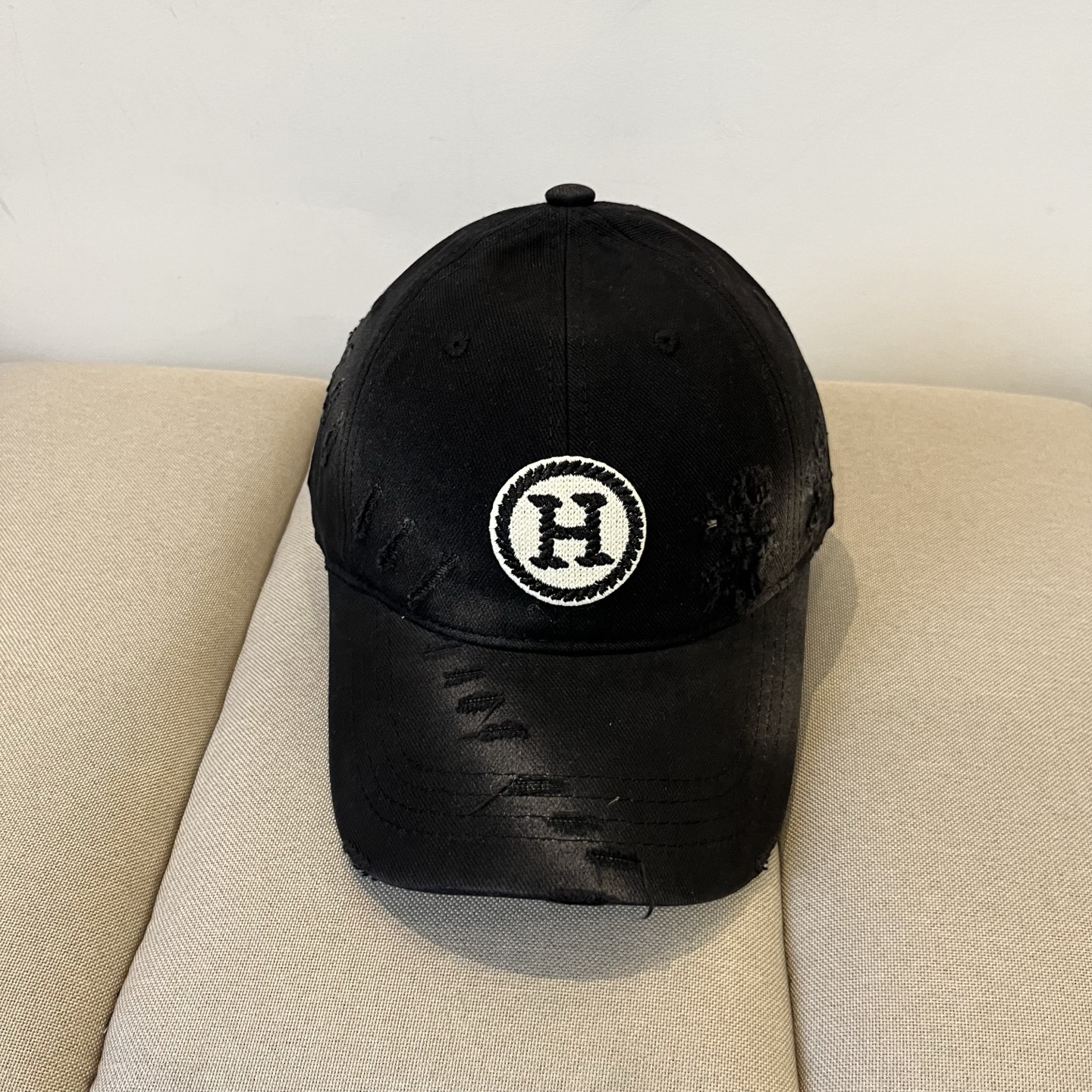 Luxury Baseball Hat: Emas Hermes New Classic with Flaming Fire Craftsmanship - 图片 3
