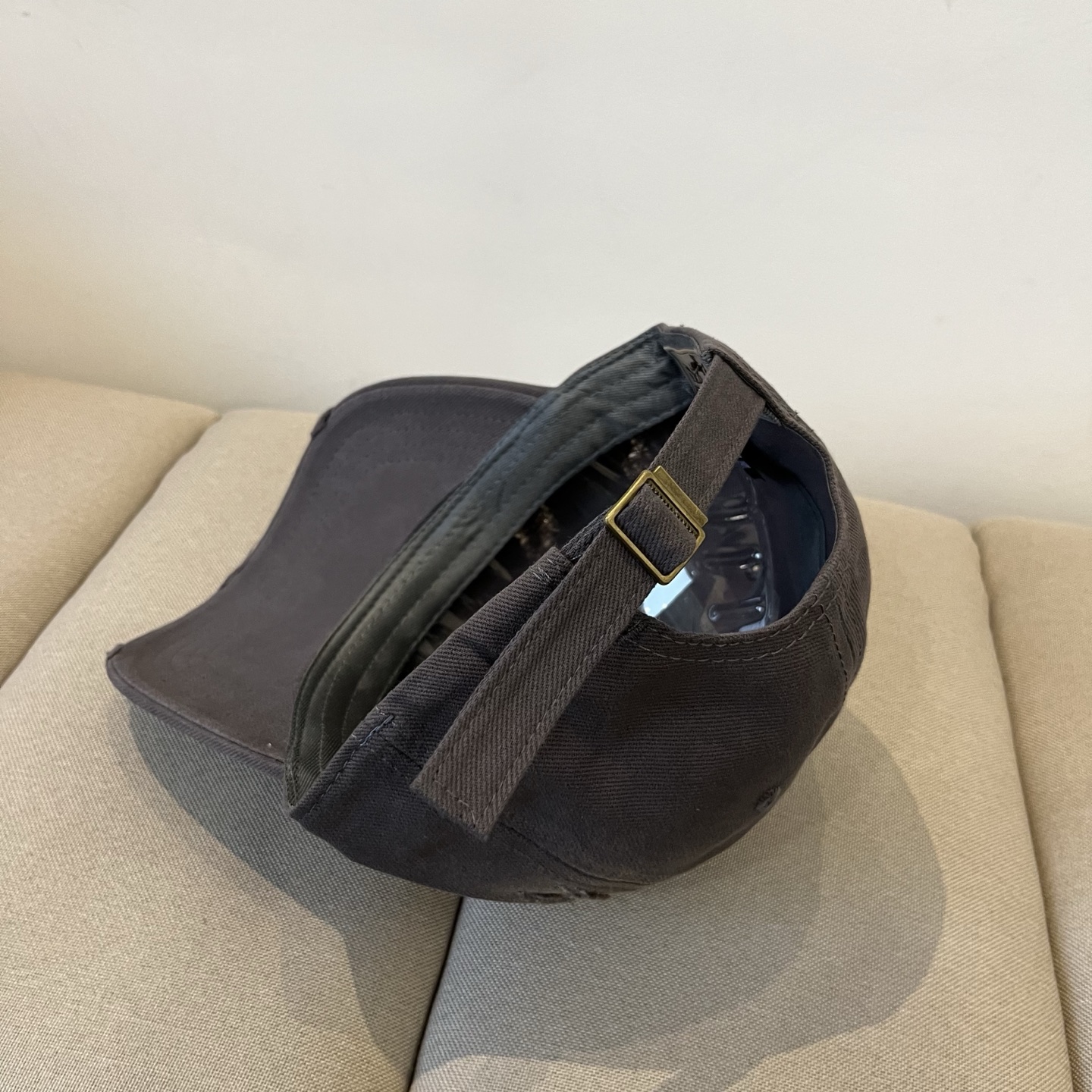 Luxury Baseball Hat: Emas Hermes New Classic with Flaming Fire Craftsmanship - 图片 4