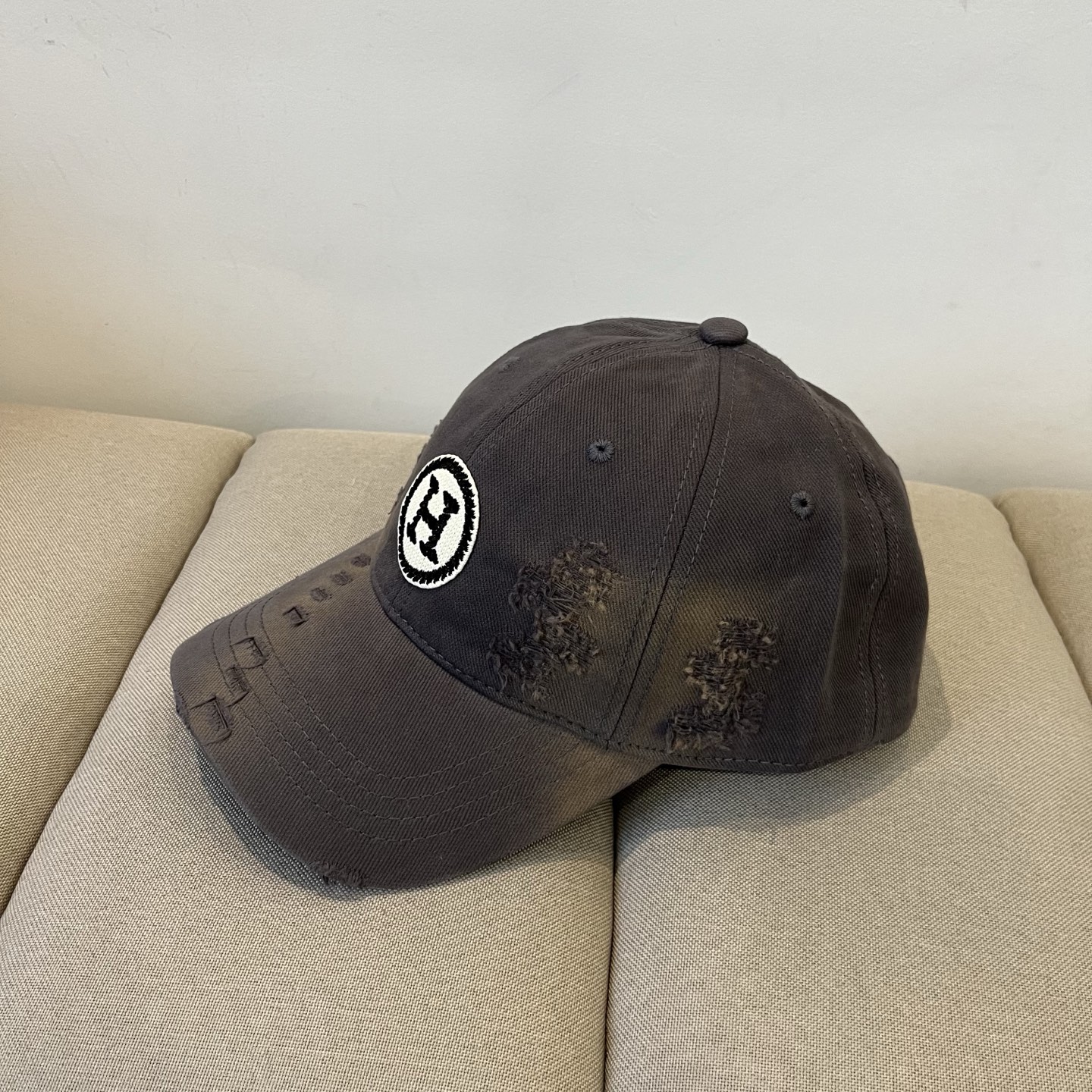 Luxury Baseball Hat: Emas Hermes New Classic with Flaming Fire Craftsmanship - 图片 2