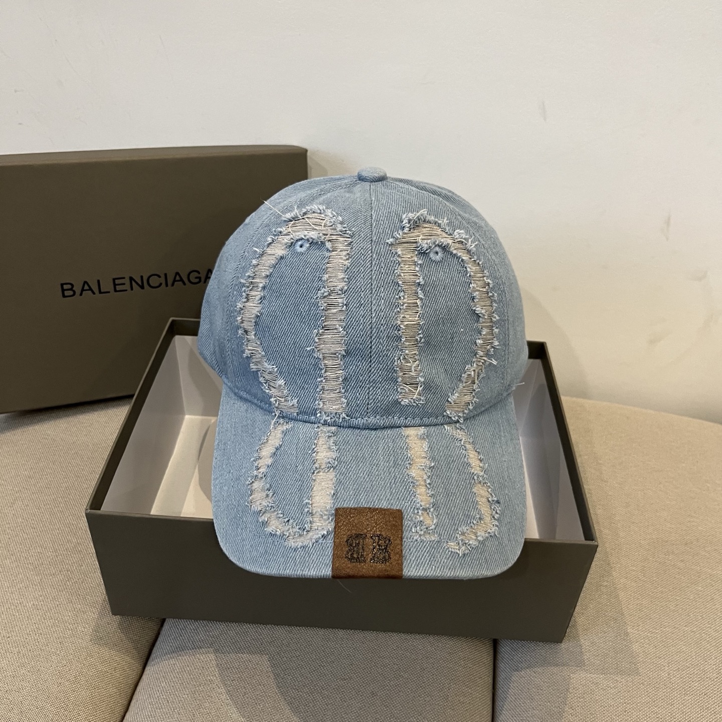 Balenciaga Paris Logo Cap: Cool Color, Unisex Style, First Batch Release - 图片 6
