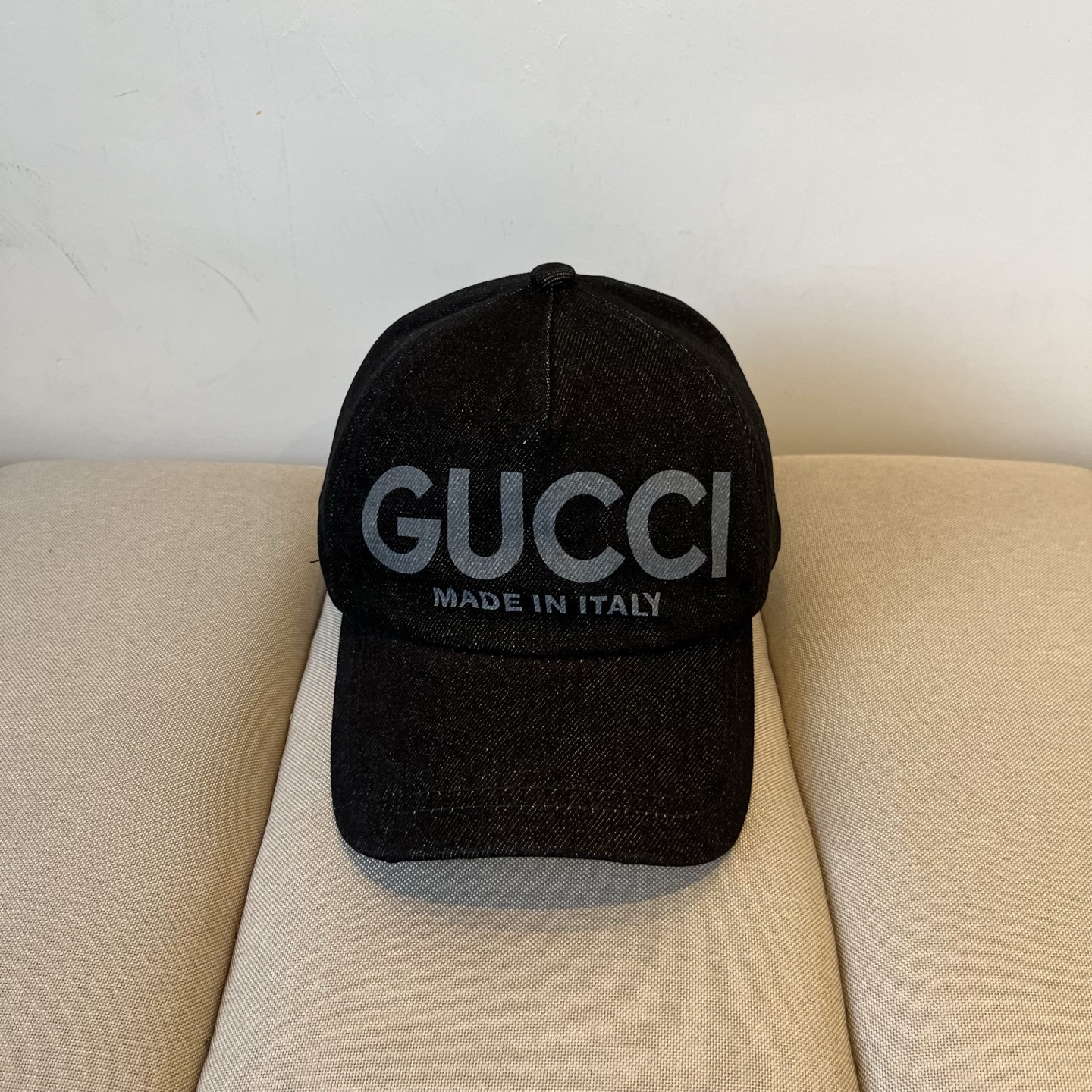 NO:224302,The new product of Guchi baseball cap GUCCI official website, baseball cap, original quality is coming, very exquisite craftsmanship, high-end, atmospheric and up-class!  Low-key luxury, easy to carry!  Run volume!  Hat Straw Hat Fisherman Hat Baseball Hat Knitted Hats, Hats, Gucci, espadrilles, Hats19860909古奇棒球帽GUCCI官网新品,棒球帽,原单品质火爆来袭 工艺非常精美 高档大气上档次！低调奢华,方便携带！跑量！帽子草帽渔夫帽棒球帽针织帽,帽子,gucci,espadrilles,hats,hat