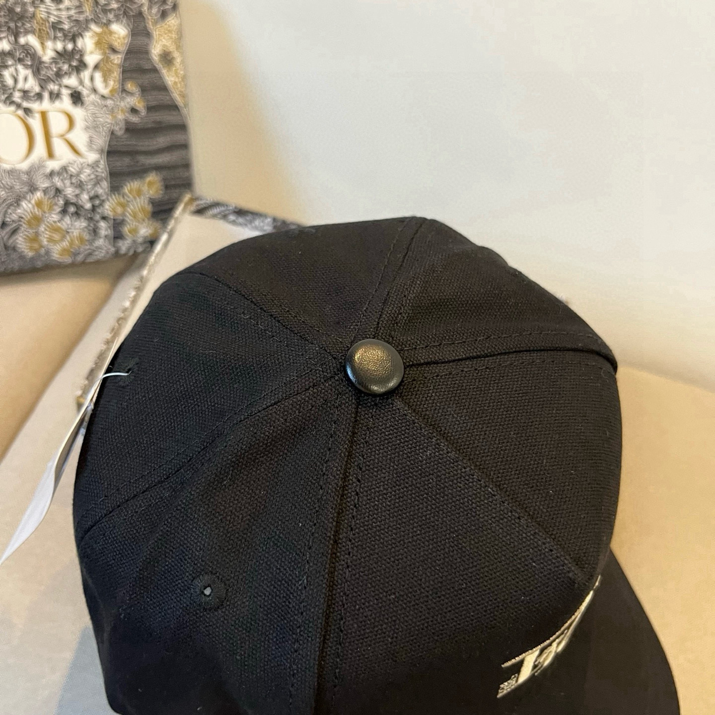 【DIOR迪奥】新款走量简约棒球帽🧢，新款出货，大牌款超好搭配，赶紧入手！