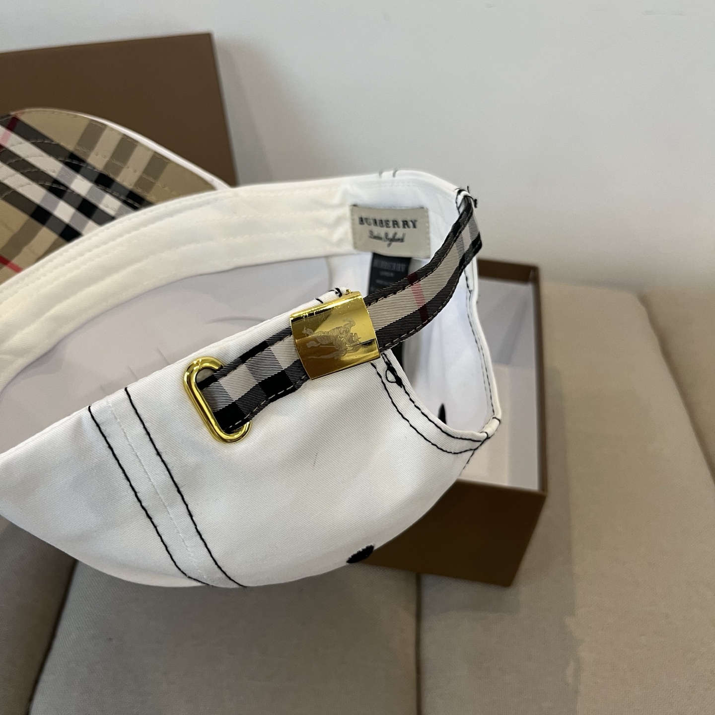  BURBERRY巴宝利早春新款棒球帽，简约尚时风，男女同款！高质品，尊享品质感！