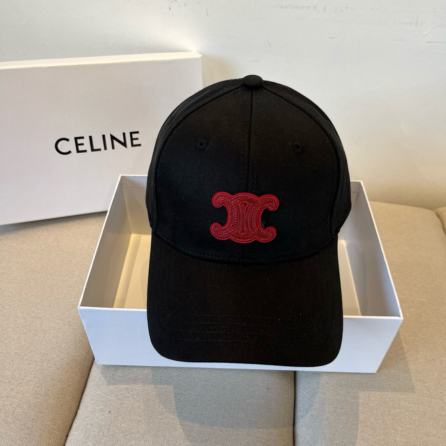 NO:227196,【CELINE】New classic casual trendy baseball cap Japanese and Korean style, any match is super good!  When traveling, you must buy a hat, straw hat, fisherman's hat, baseball hat, hat, celine, celine, espadrilles, hats19860909【CELINE赛琳】新款经典休闲潮流款 棒球帽日韩风格,随便搭配都超好看！出门旅游,绝对要入手的一款帽子草帽渔夫帽棒球帽,帽子,celine,celine,espadrilles,hats,hat