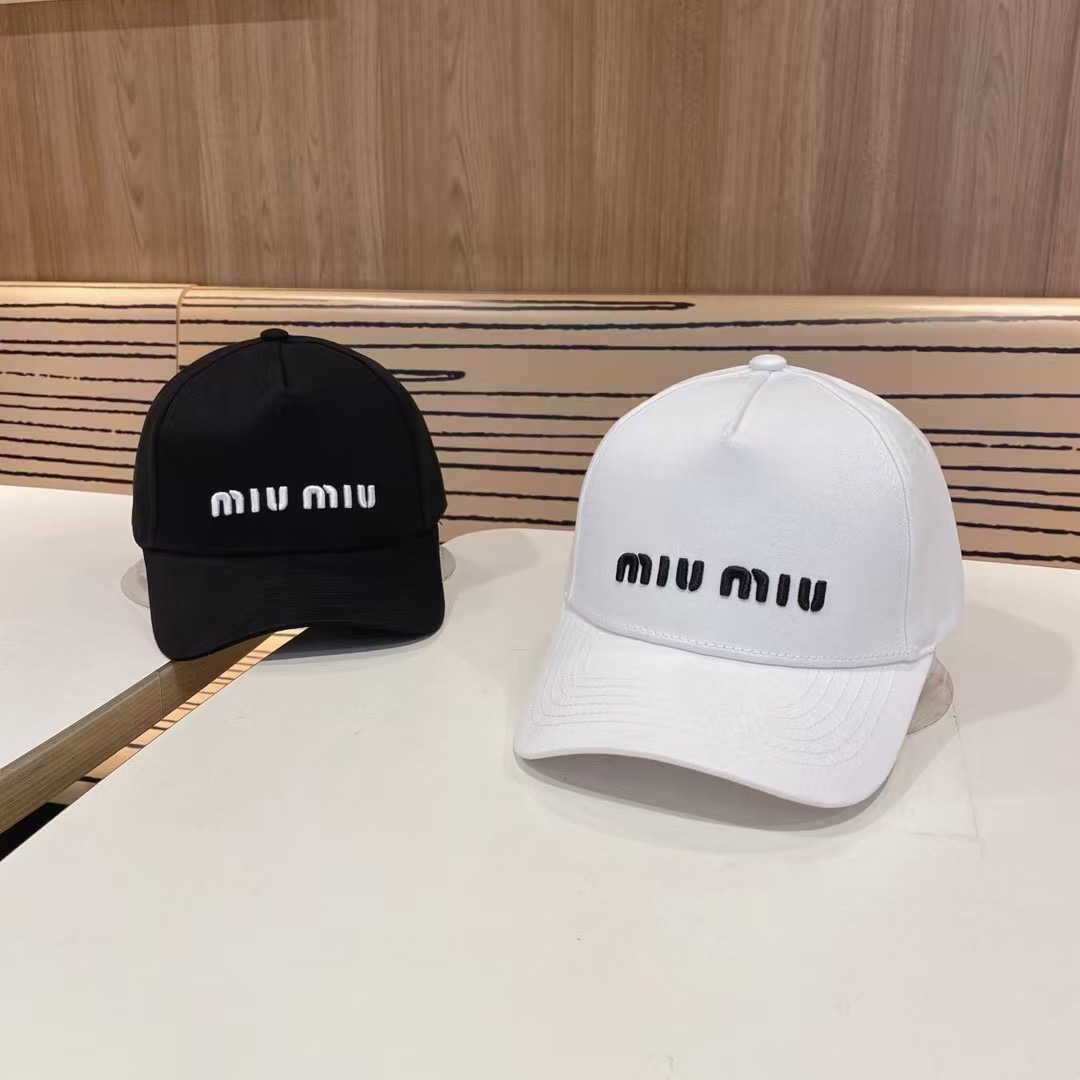 NO:228879,Miumiu original single spring and summer new baseball cap, authentic open mold customization, original workmanship and excellent quality!  Hat Straw Hat Fisherman Hat Baseball Hat, Hats, Miumiu, espadrilles, hats19860909谬谬miumiu 原单春夏新款棒球帽,正品开模订制,原版做工细致质量超赞！帽子草帽渔夫帽棒球帽,帽子,miumiu,espadrilles,hats,hat