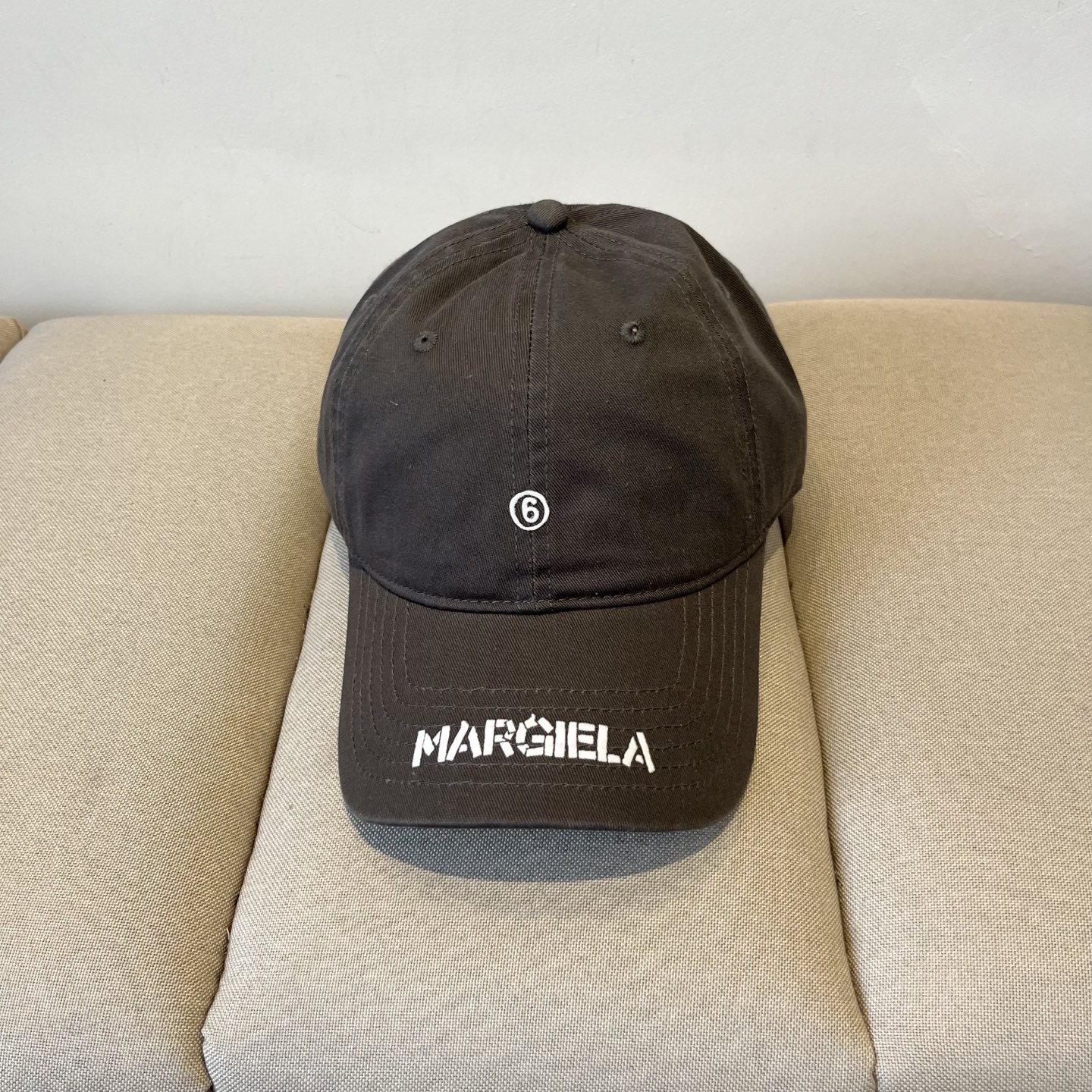 NO:228907,The new products of the official website of the trendy brand, baseball cap, the original list is coming with a hot quality, very exquisite craftsmanship, high-end, atmospheric and up-class!  Low-key luxury, easy to carry!  Run volume!  Hat Straw Hat Fisherman Hat Baseball Hat, Hats, espadrilles, hats19860909潮牌官网新品,棒球帽,原单品质火爆来袭 工艺非常精美 高档大气上档次！低调奢华,方便携带！跑量！帽子草帽渔夫帽棒球帽,帽子,espadrilles,hats,hat