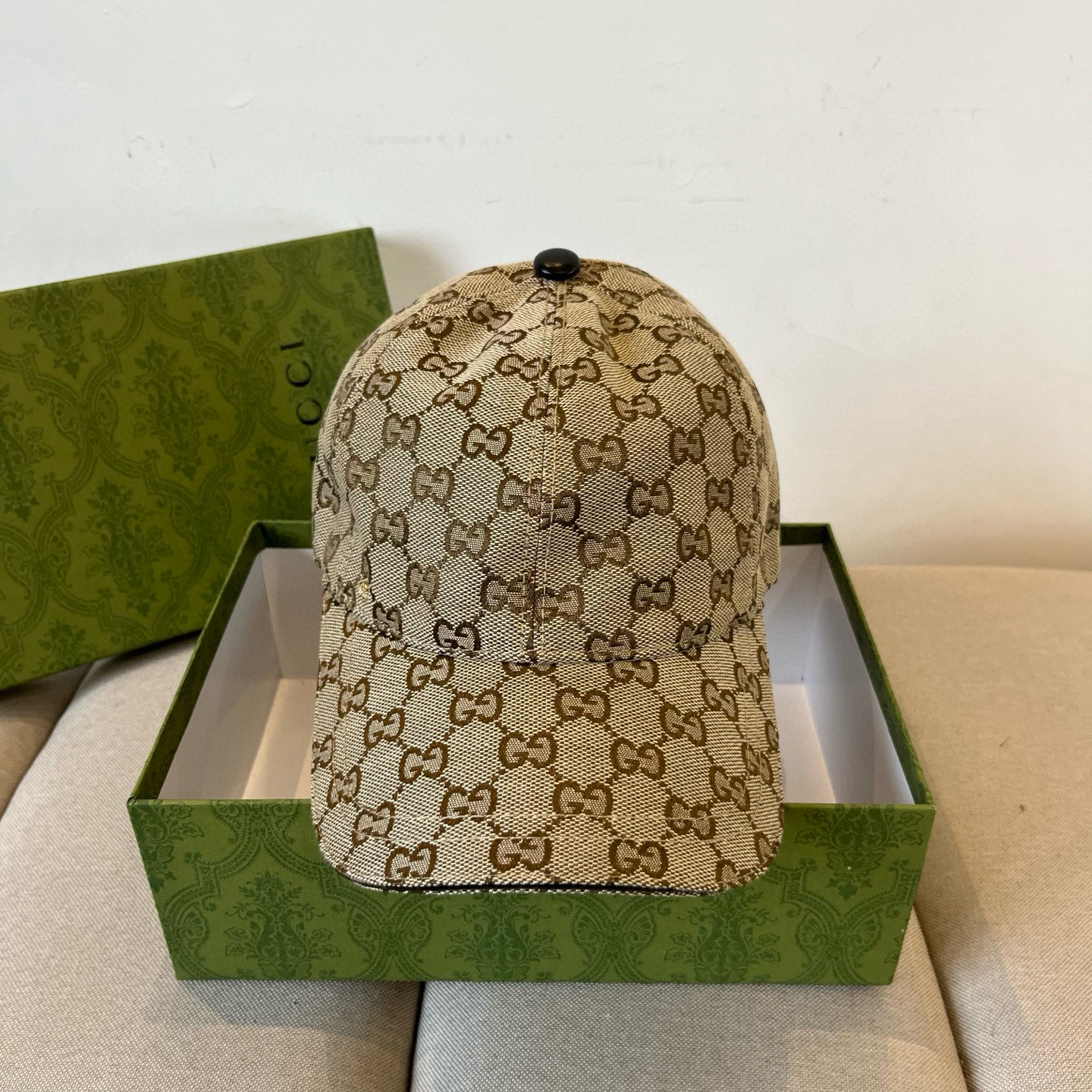  古奇棒球帽♥️GUCCI🧢官网新品，棒球帽，原单品质火爆来袭 。🎩 工艺非常精美 高档大气上档次！低调