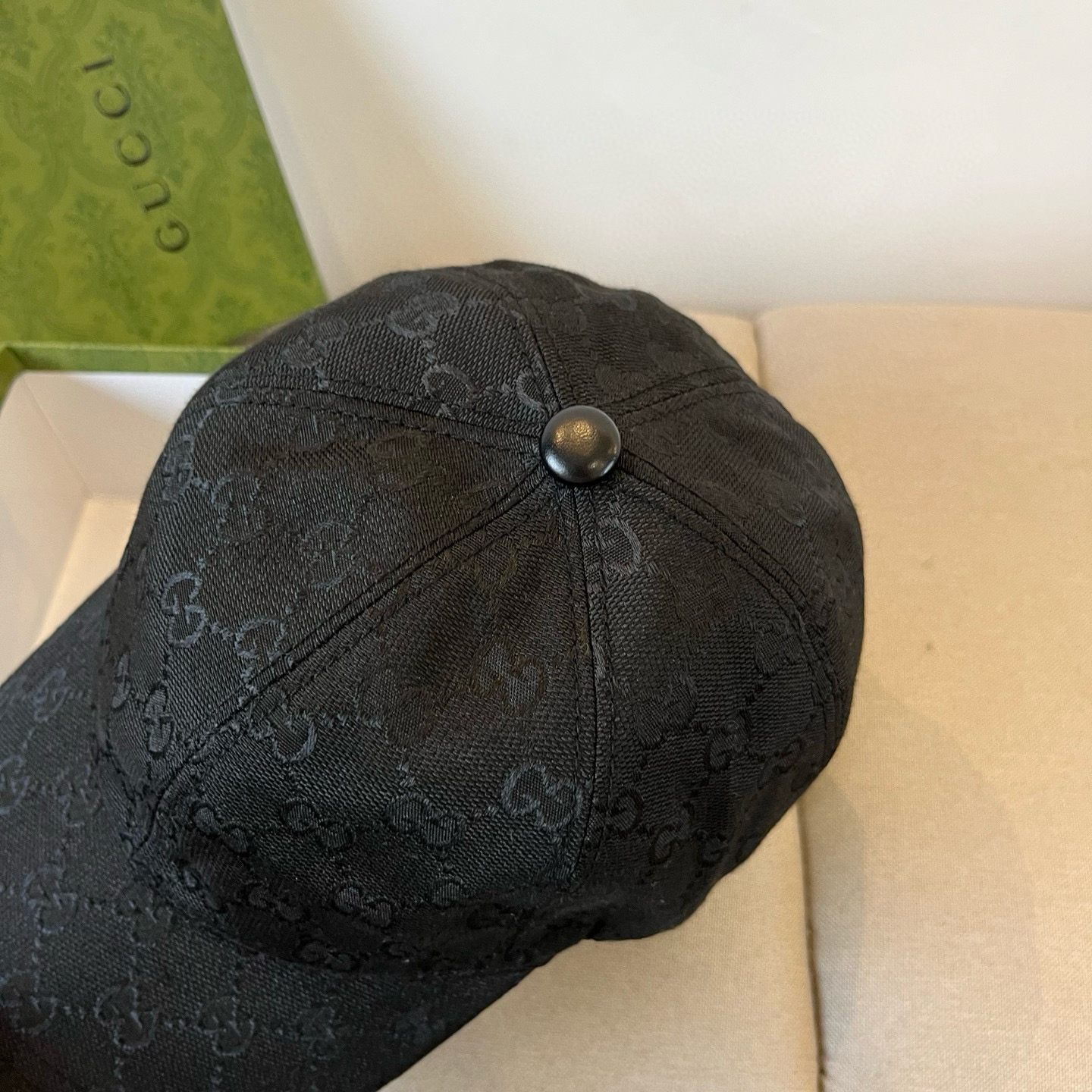  古奇棒球帽♥️GUCCI🧢官网新品，棒球帽，原单品质火爆来袭 。🎩 工艺非常精美 高档大气上档次！低调