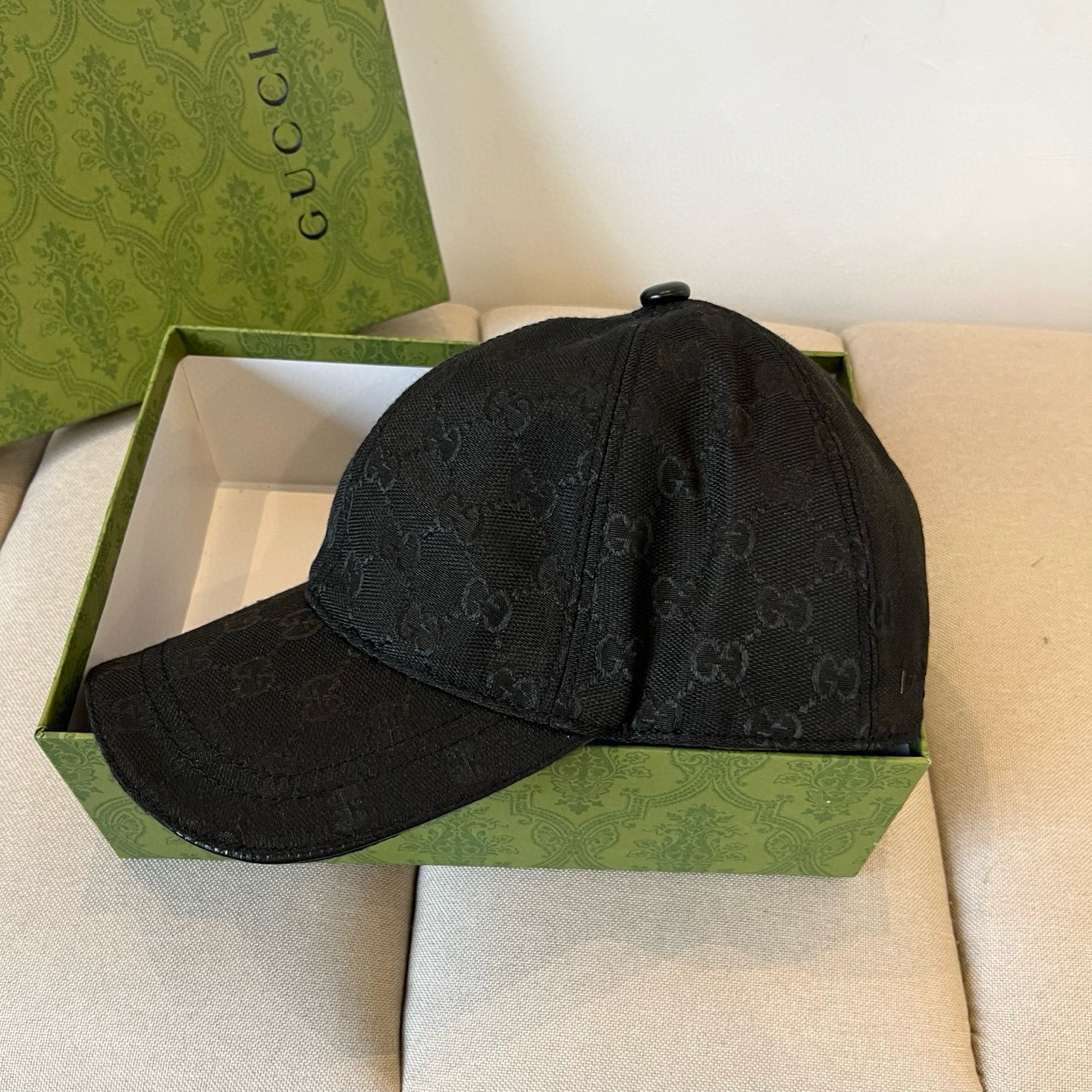  古奇棒球帽♥️GUCCI🧢官网新品，棒球帽，原单品质火爆来袭 。🎩 工艺非常精美 高档大气上档次！低调