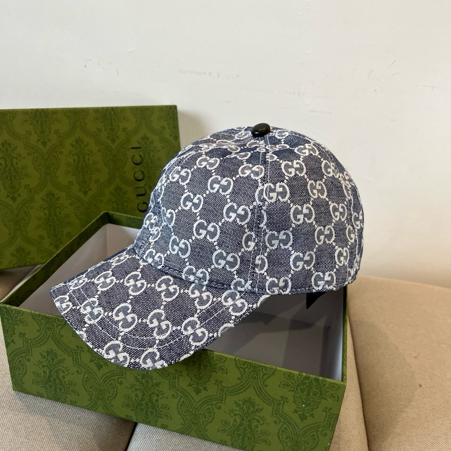  古奇棒球帽♥️GUCCI🧢官网新品，棒球帽，原单品质火爆来袭 。🎩 工艺非常精美 高档大气上档次！低调