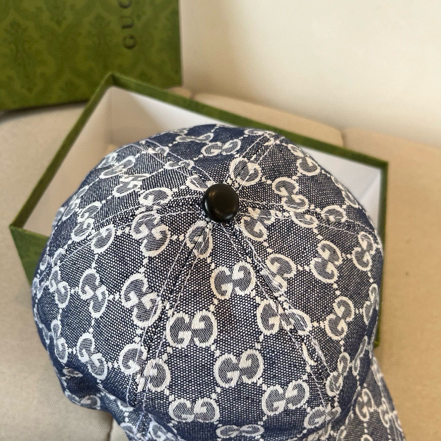  古奇棒球帽♥️GUCCI🧢官网新品，棒球帽，原单品质火爆来袭 。🎩 工艺非常精美 高档大气上档次！低调