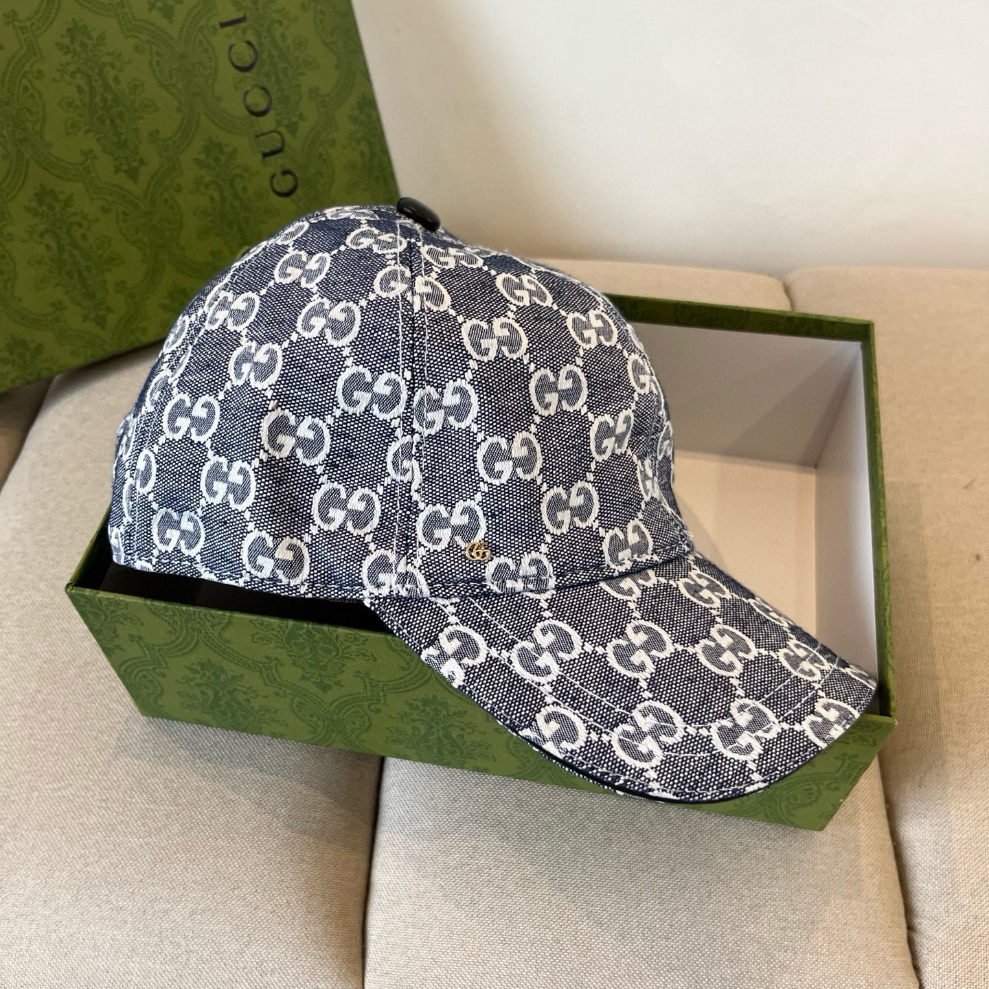  古奇棒球帽♥️GUCCI🧢官网新品，棒球帽，原单品质火爆来袭 。🎩 工艺非常精美 高档大气上档次！低调