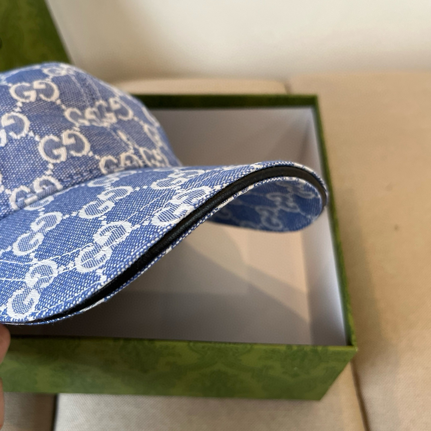  古奇棒球帽♥️GUCCI🧢官网新品，棒球帽，原单品质火爆来袭 。🎩 工艺非常精美 高档大气上档次！低调
